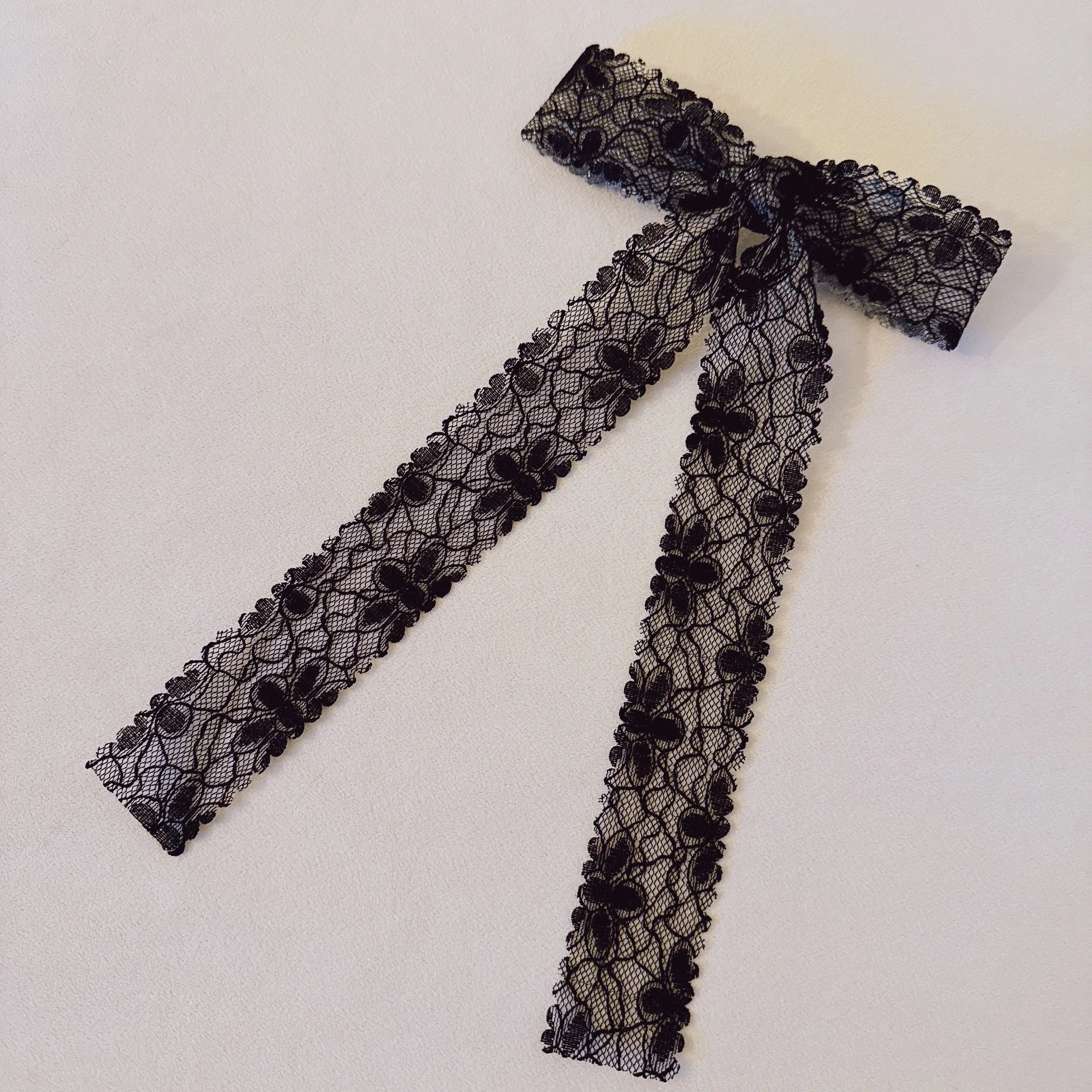 Lace Belle Bow Hair Clip LUNESCAPE