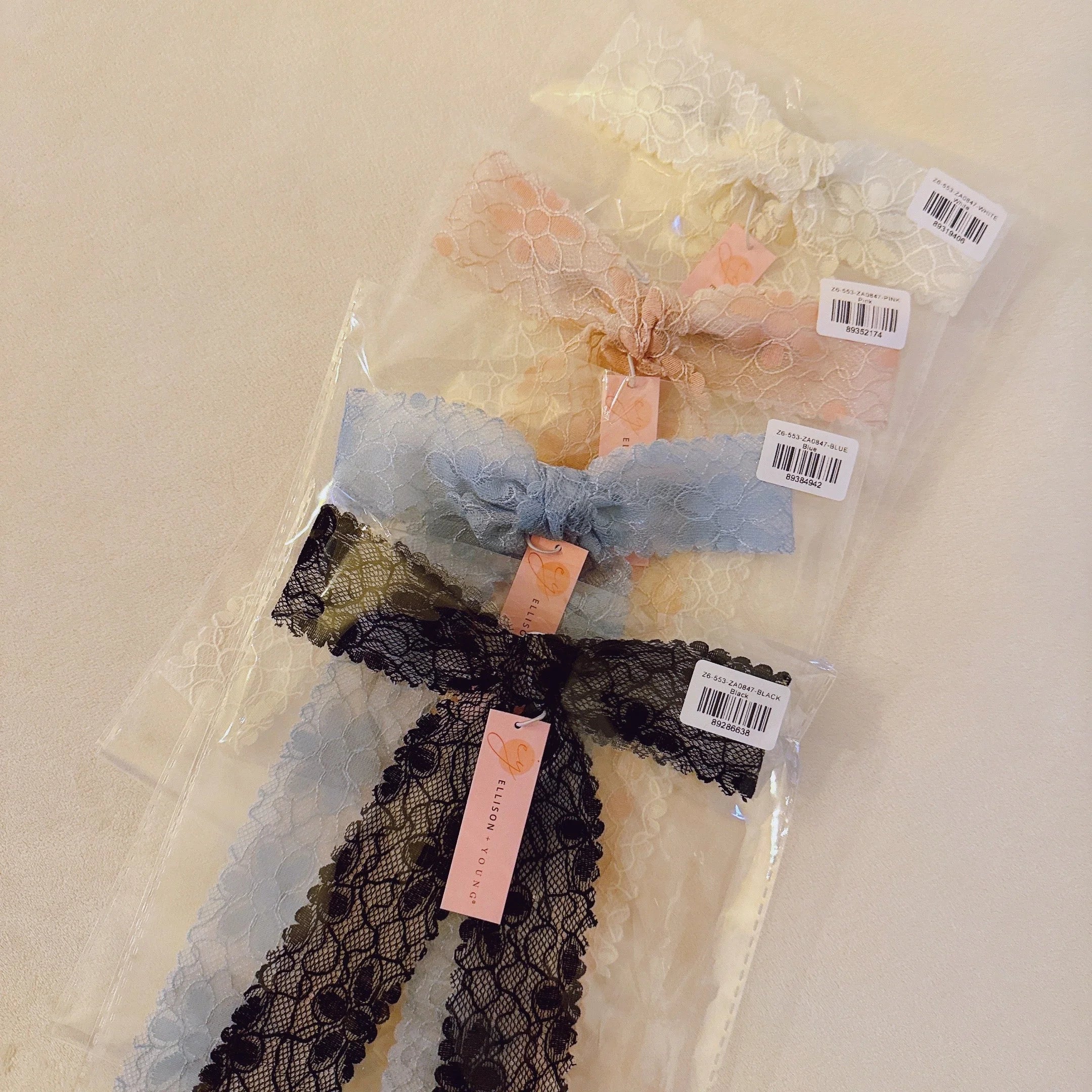 Lace Belle Bow Hair Clip LUNESCAPE