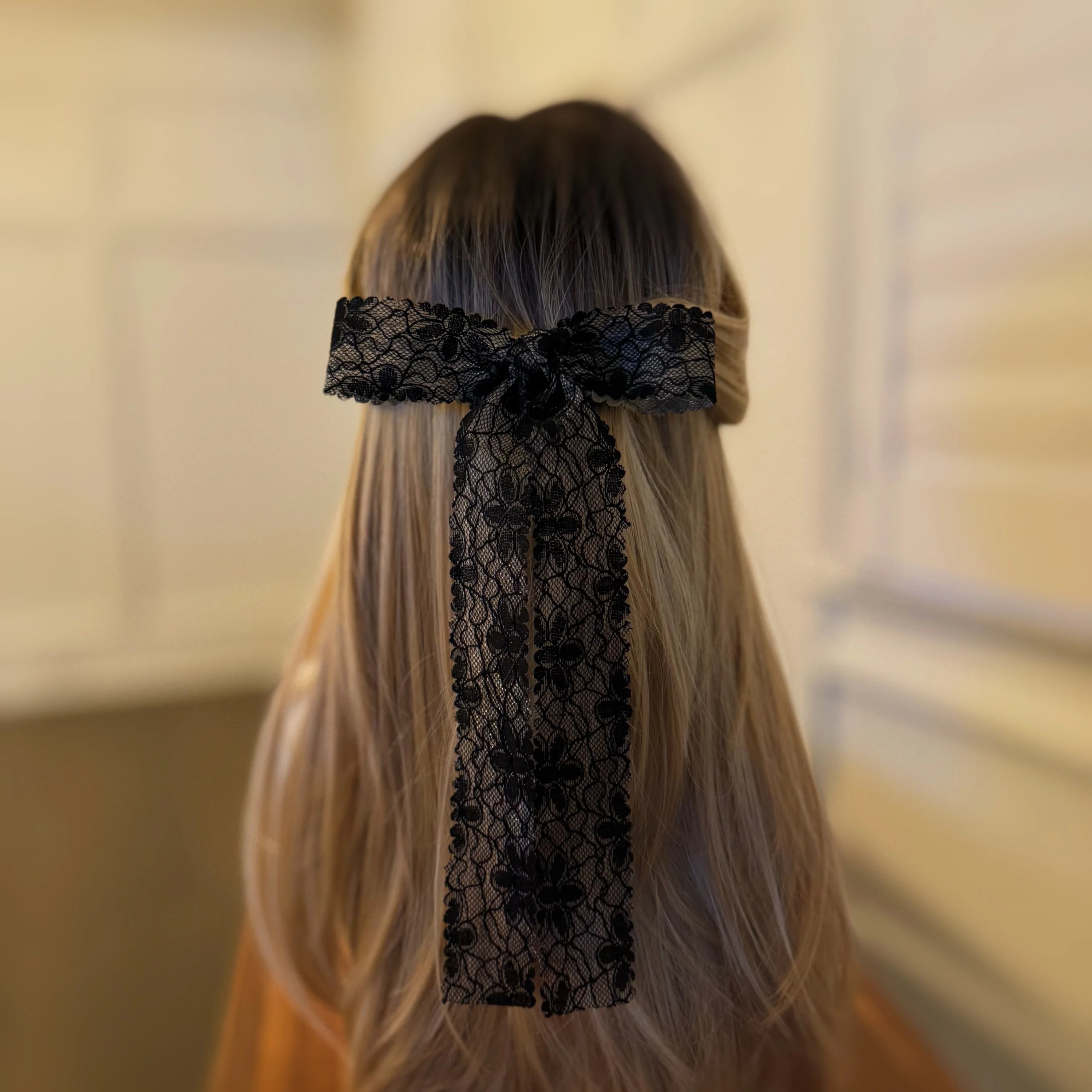 Lace Belle Bow Hair Clip LUNESCAPE