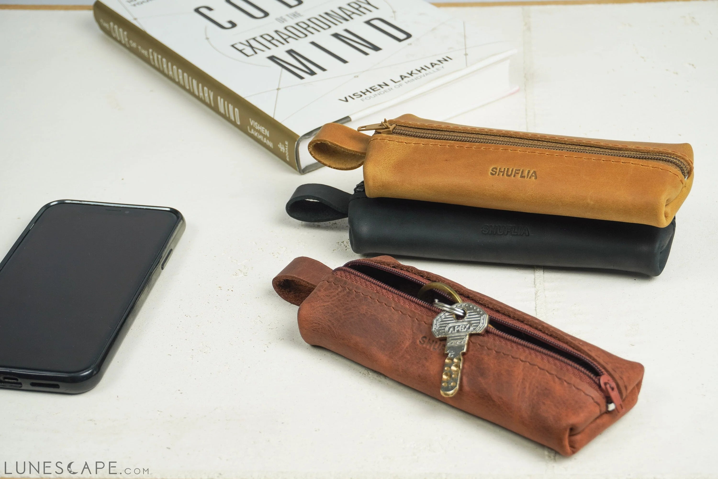 Leather Key Holder, Leather Key Case, Leather Key Pouch LUNESCAPE