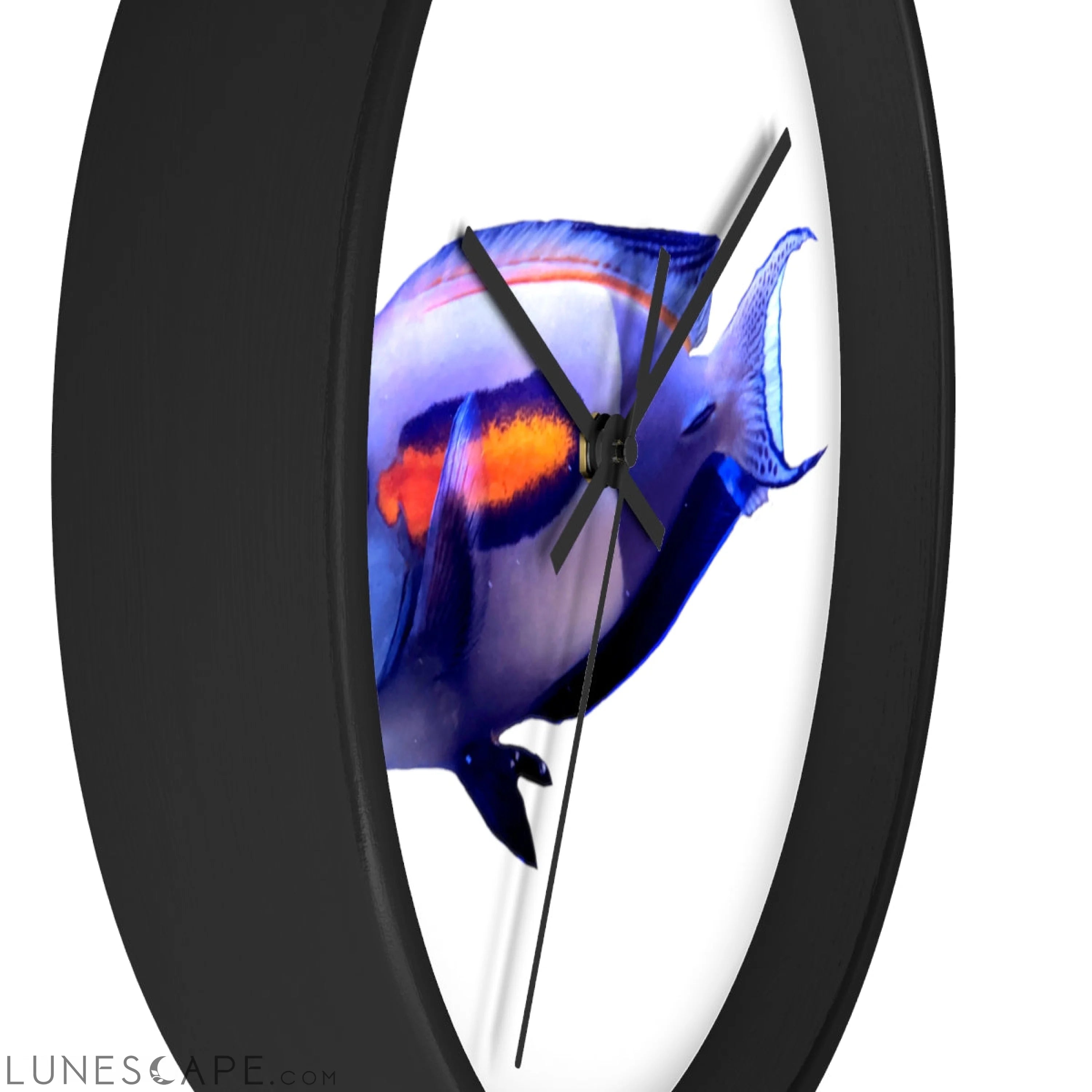 Light White Fish Wall clock LUNESCAPE