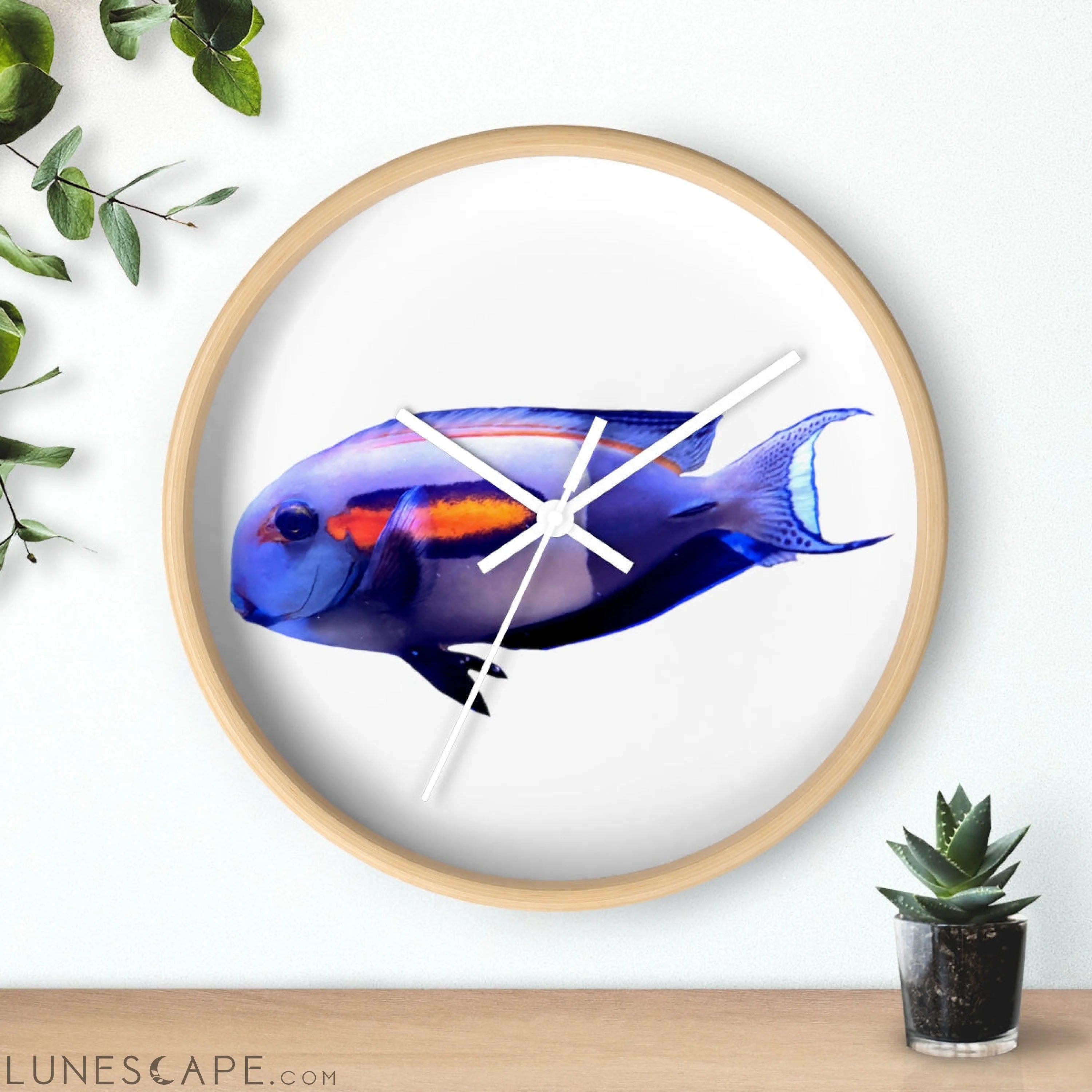 Light White Fish Wall clock LUNESCAPE
