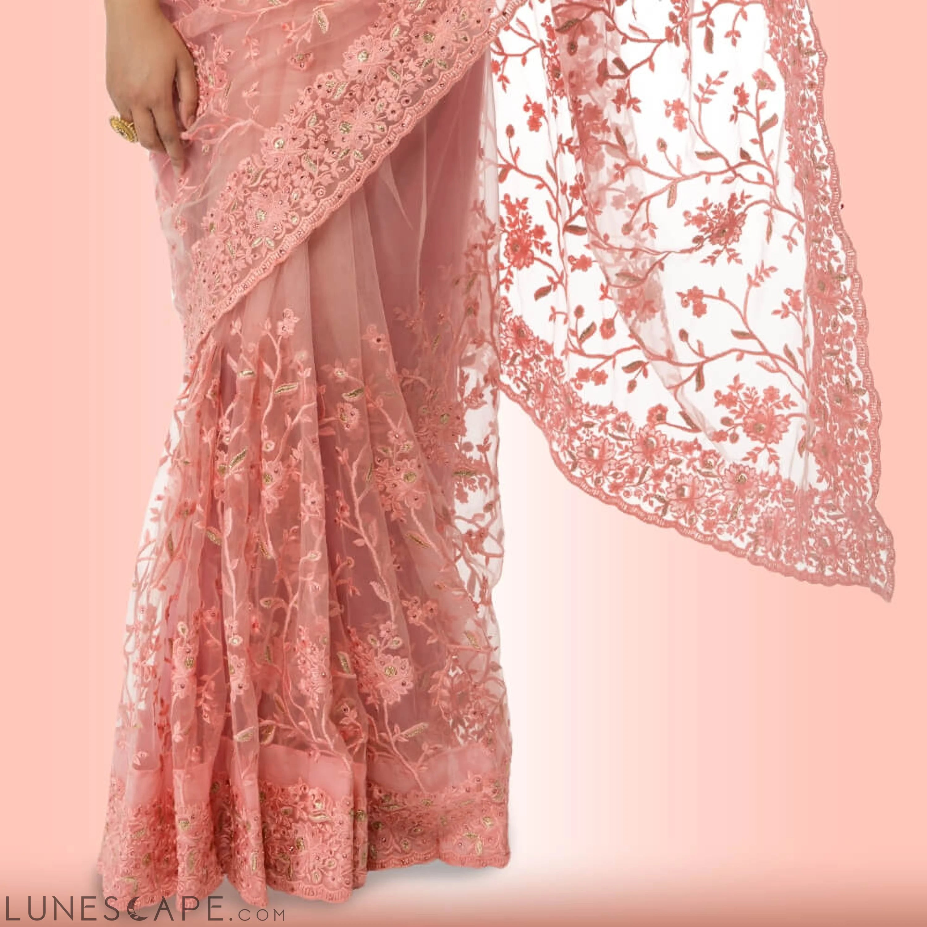 Lightweight Net Saree With Contrast Blouse LUNESCAPE