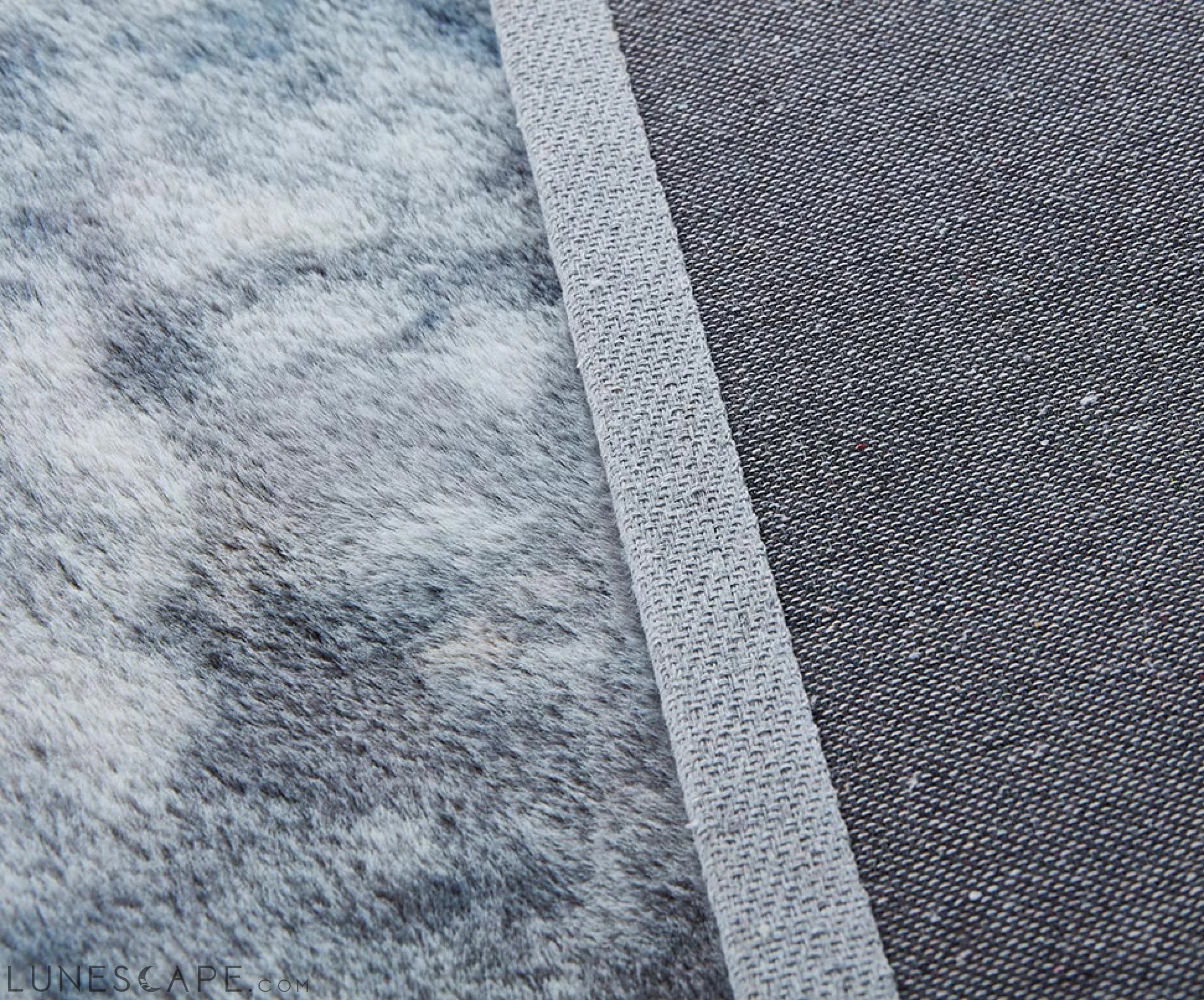 Lily Luxury Grey Tie-Die Chinchilla Faux Fur Area Rug LUNESCAPE