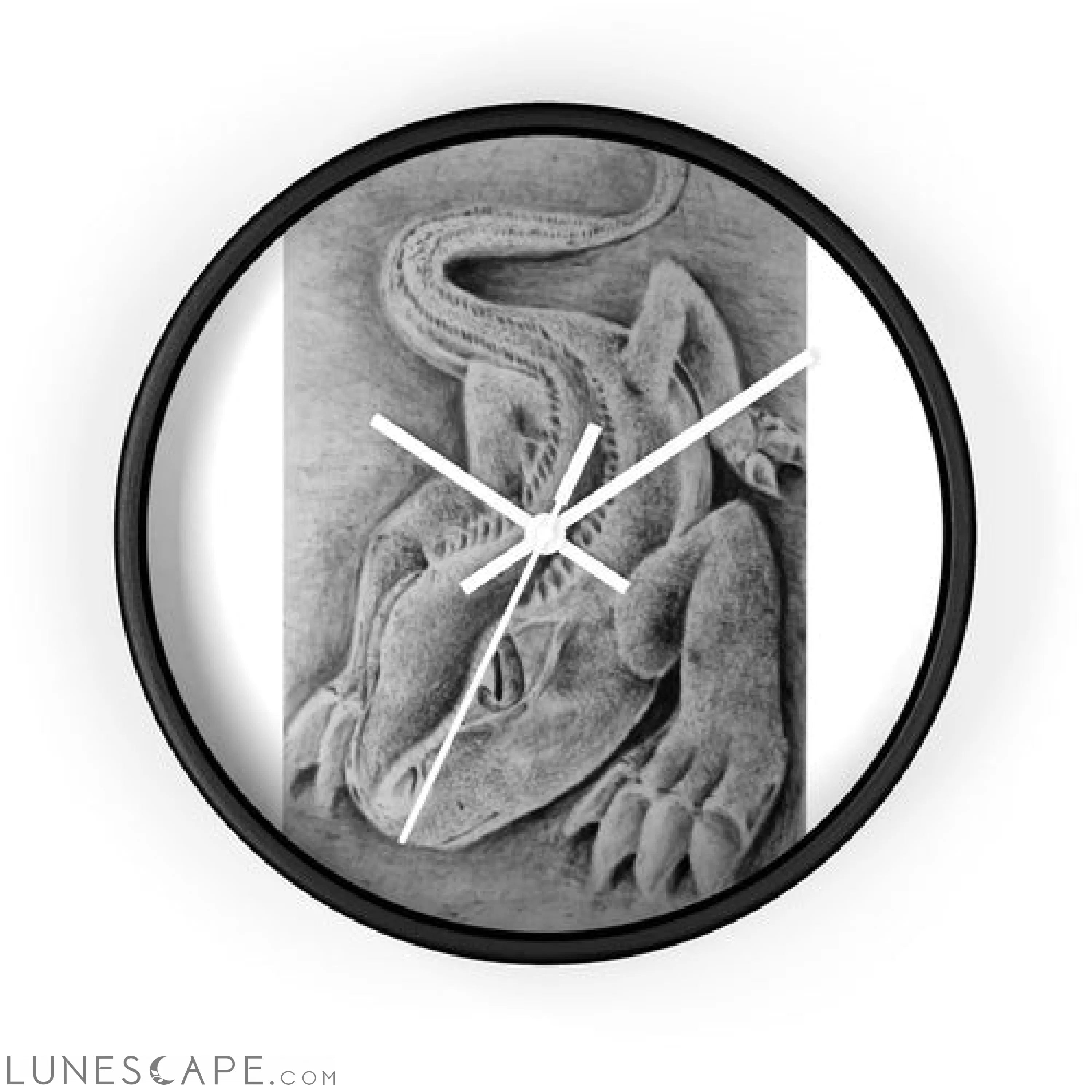 Lizzy the Lizard Wall clock LUNESCAPE