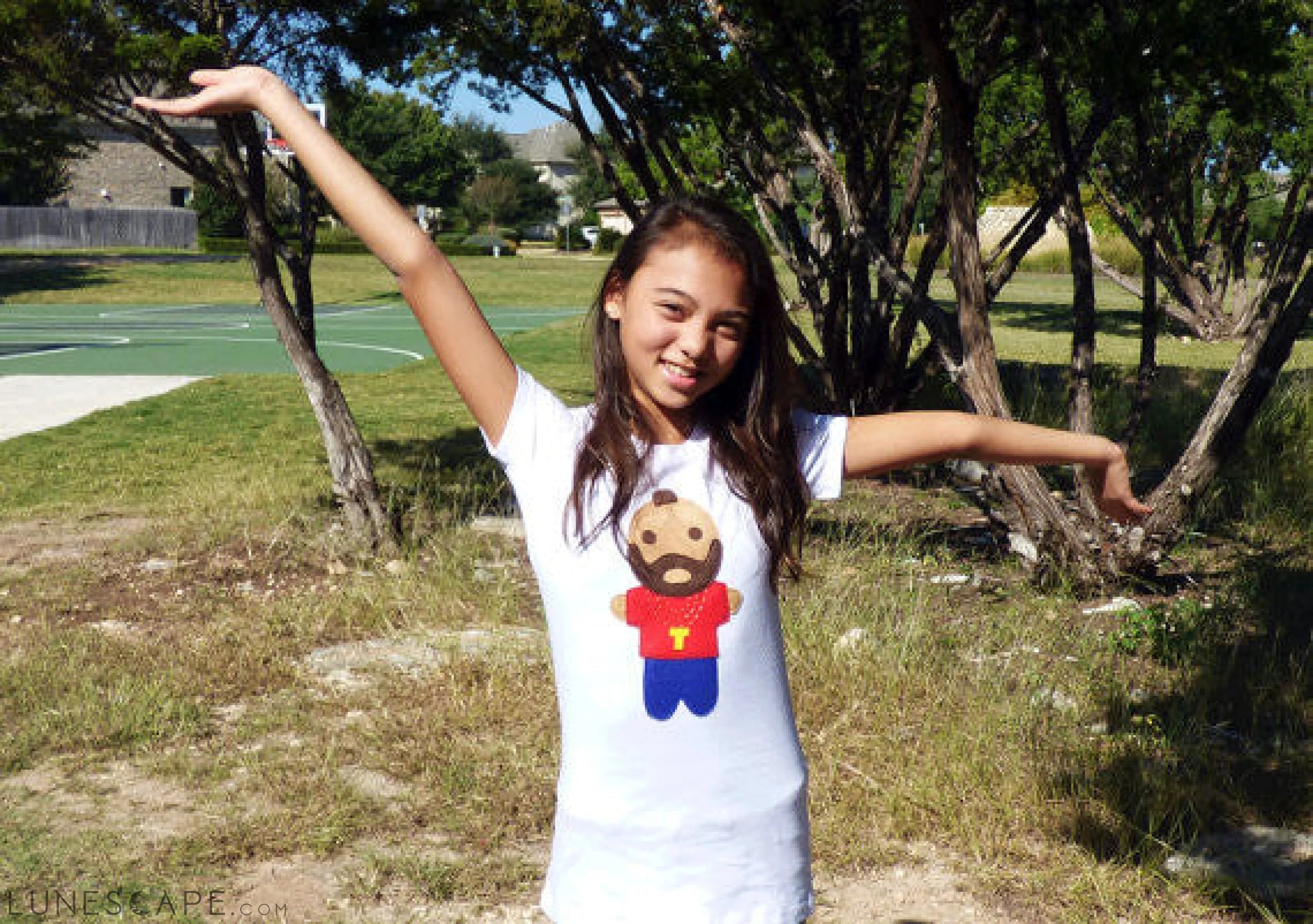 Looks Like Mr. Tee... White Women's T-Shirt LUNESCAPE