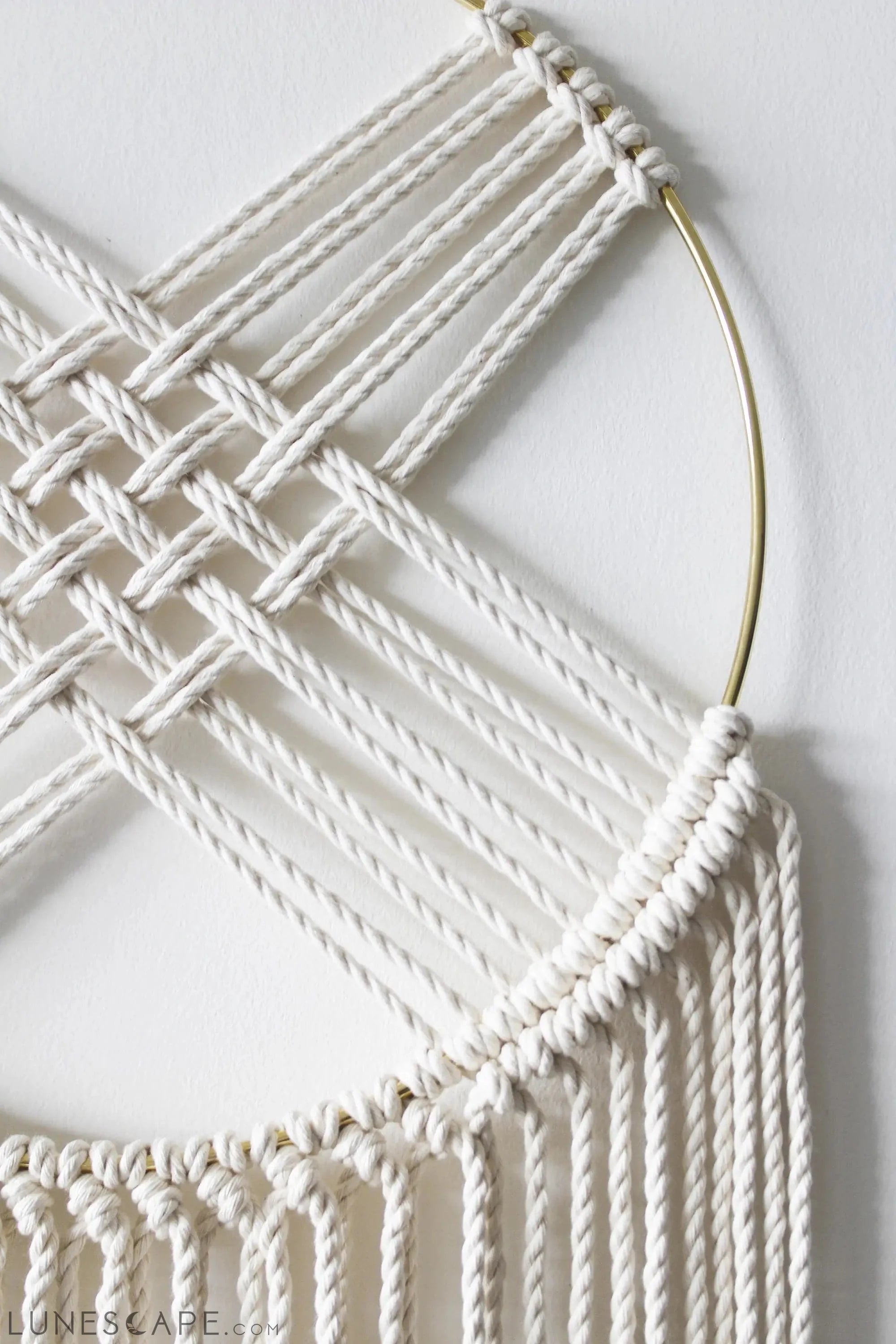 Macrame Dreamcatcher LUNESCAPE