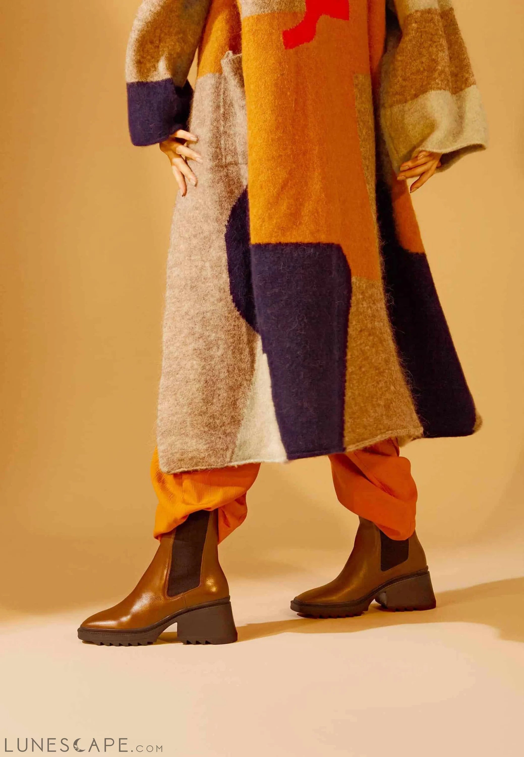 Mangará Arachis Brown Combat Boots LUNESCAPE