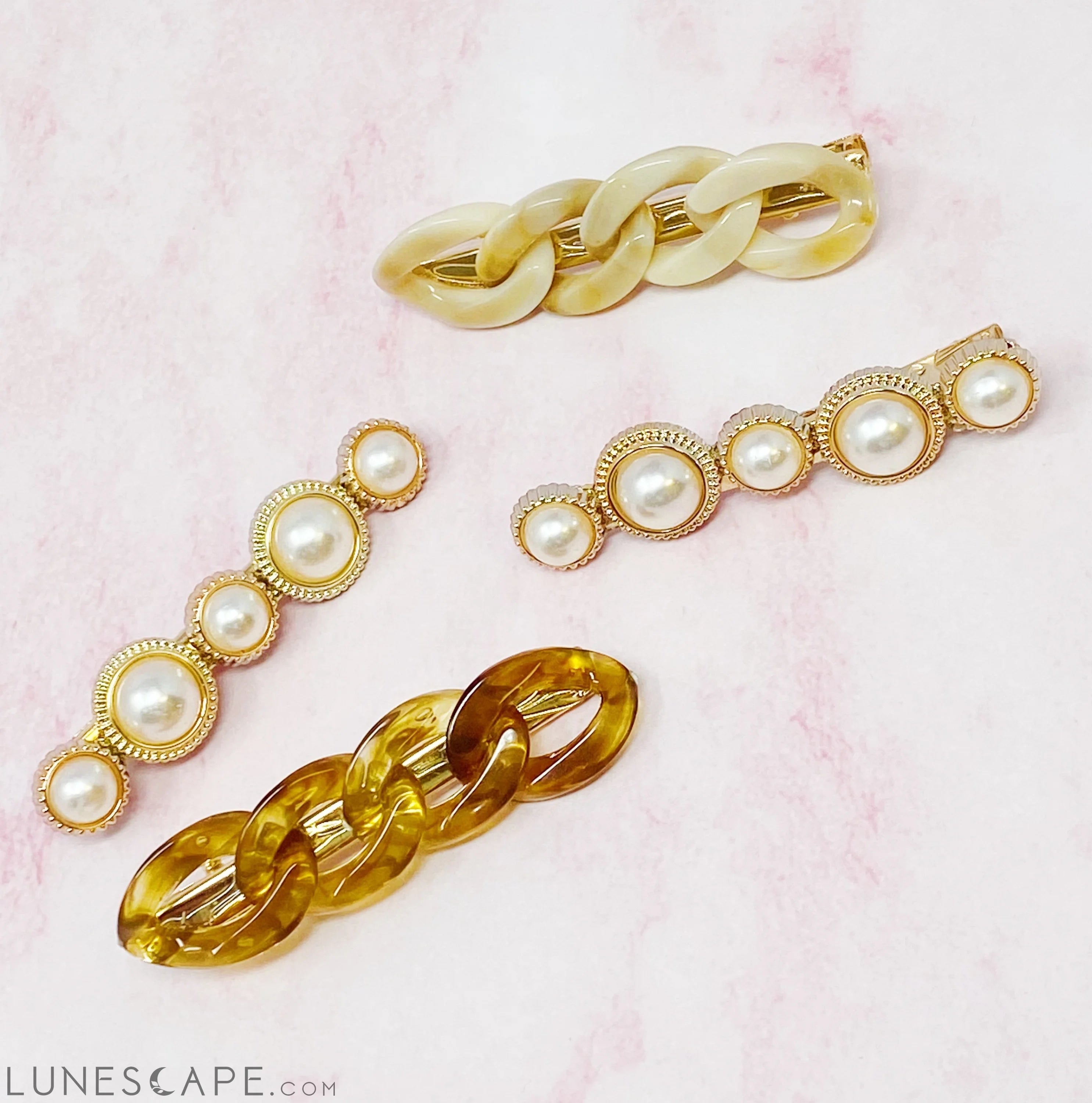 Marble Chain and Pearl Hair Clip Set LUNESCAPE
