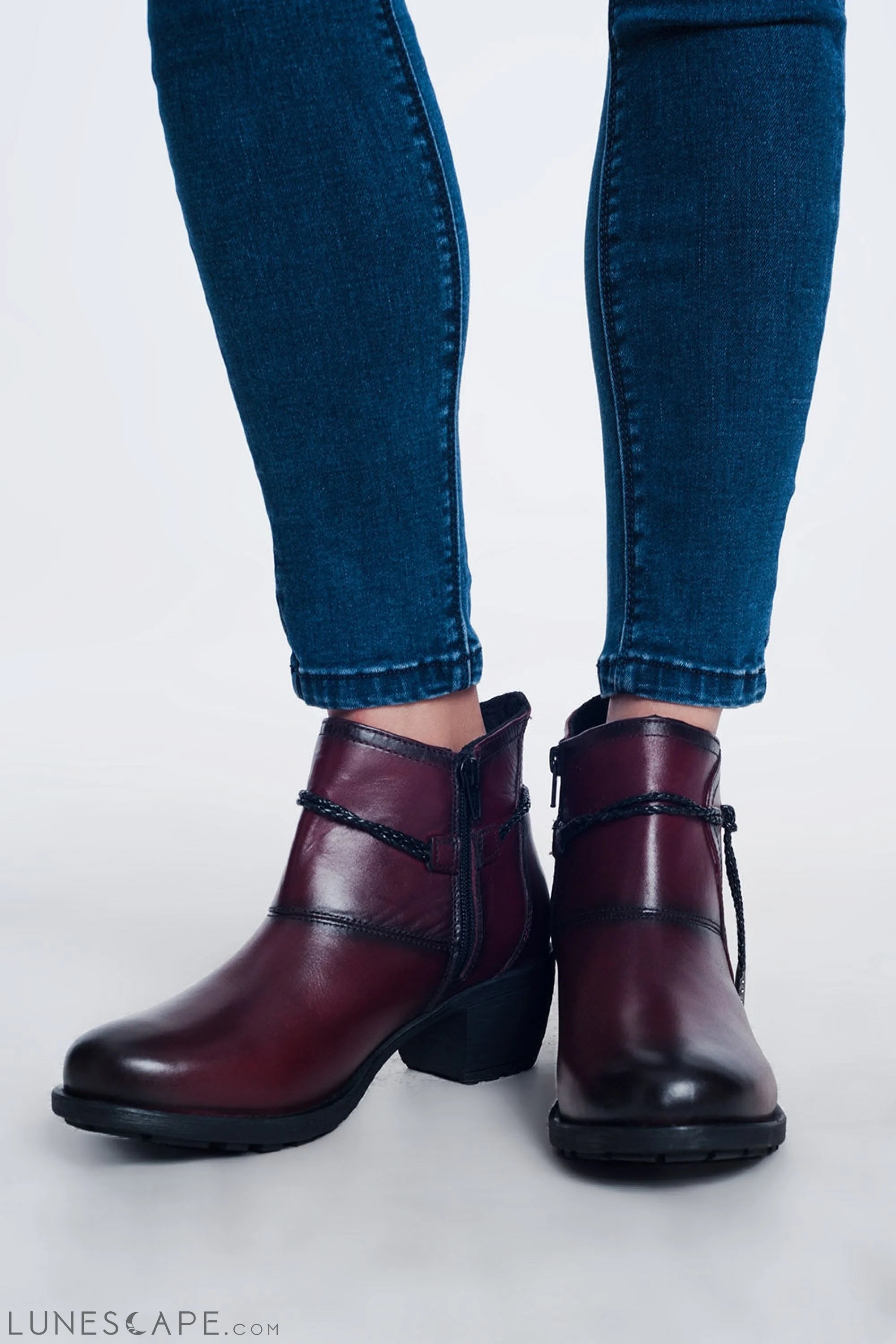 Maroon Blocked Mid Heeled Ankle Boots With Round Toe LUNESCAPE