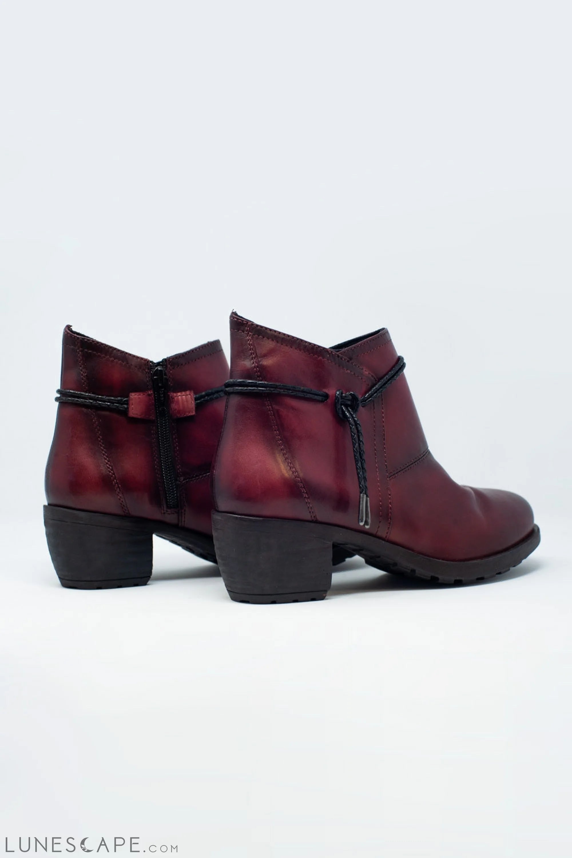 Maroon Blocked Mid Heeled Ankle Boots With Round Toe LUNESCAPE
