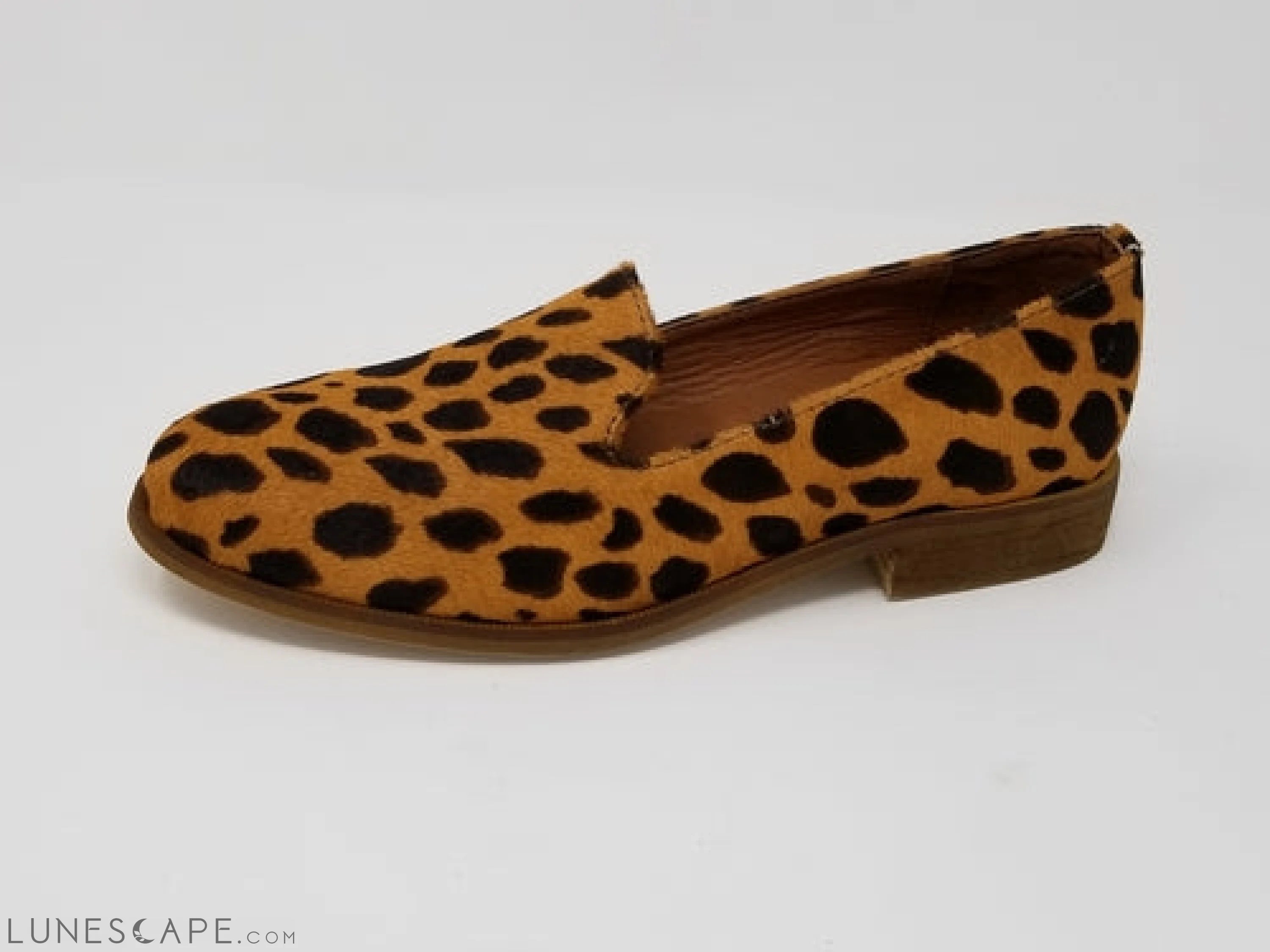 Melrose Black Pebbled Leather Wood Sole Womens Loafer LUNESCAPE