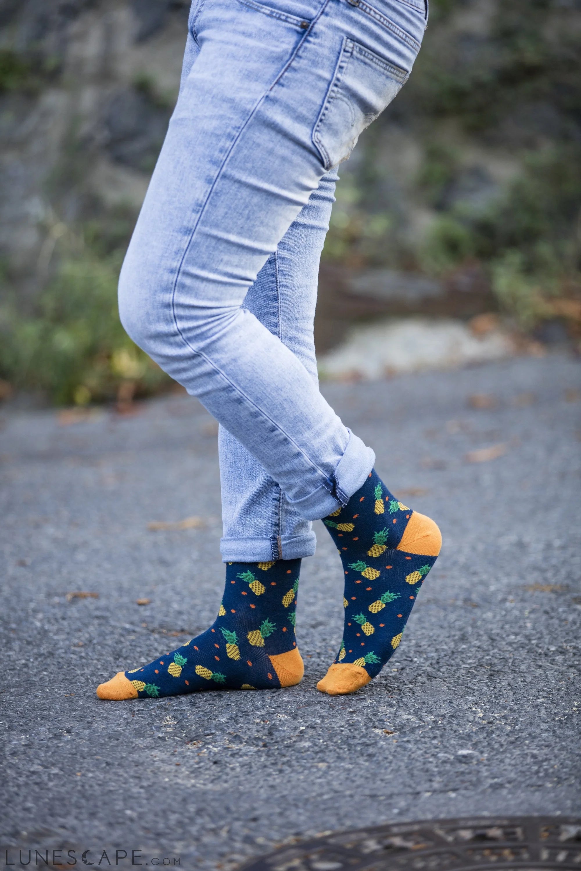 Men's Cheerful Fruits Socks LUNESCAPE