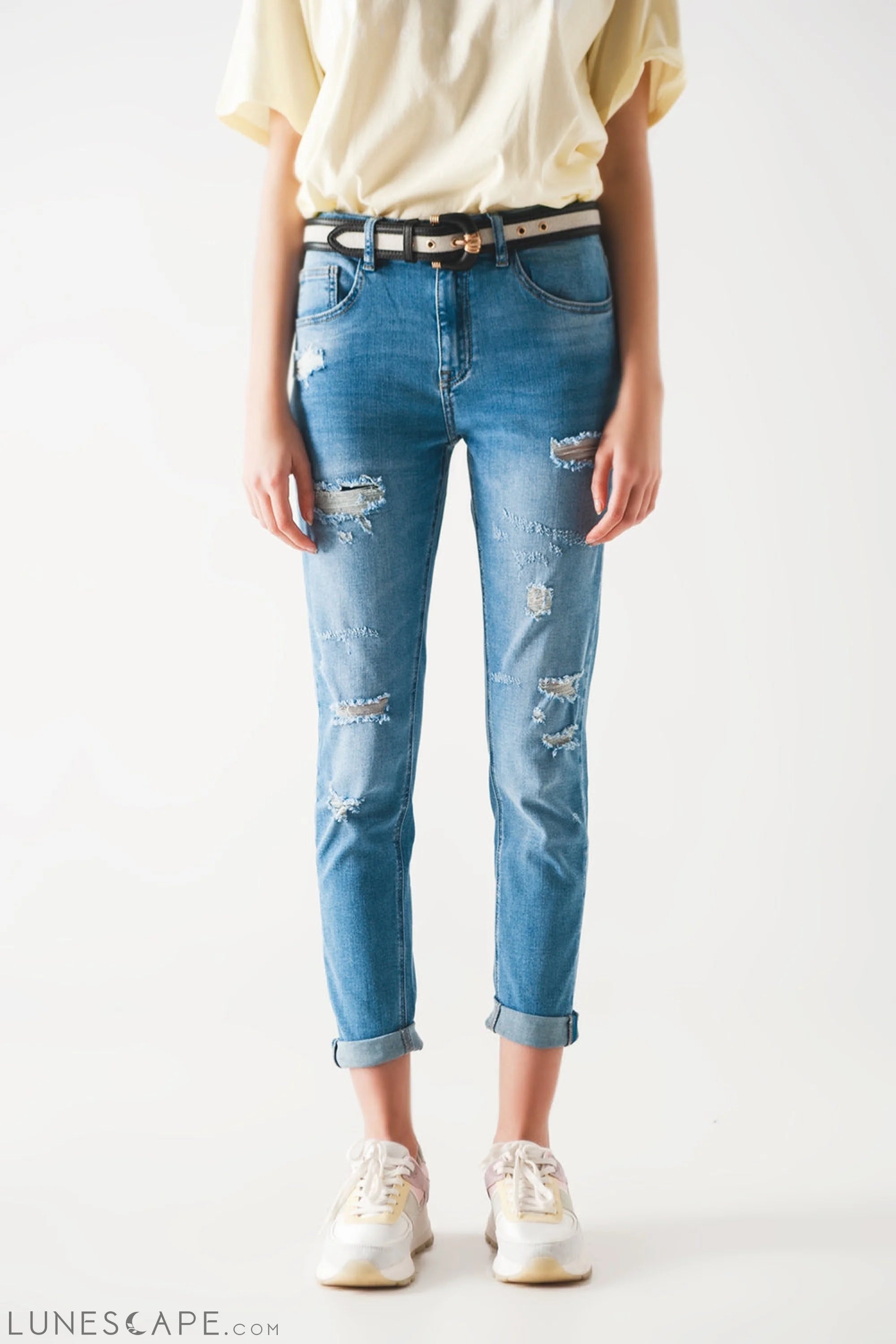 Mid Blue Rip Straight Jeans LUNESCAPE