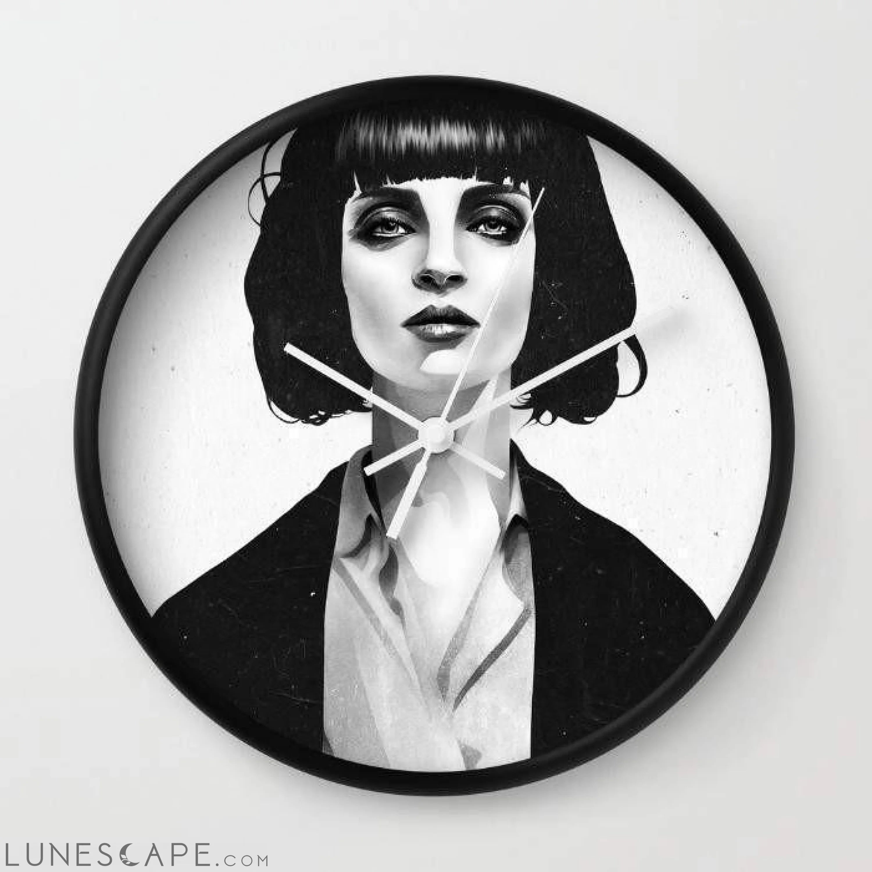 Mrs Mia Wallace Wall Clock LUNESCAPE