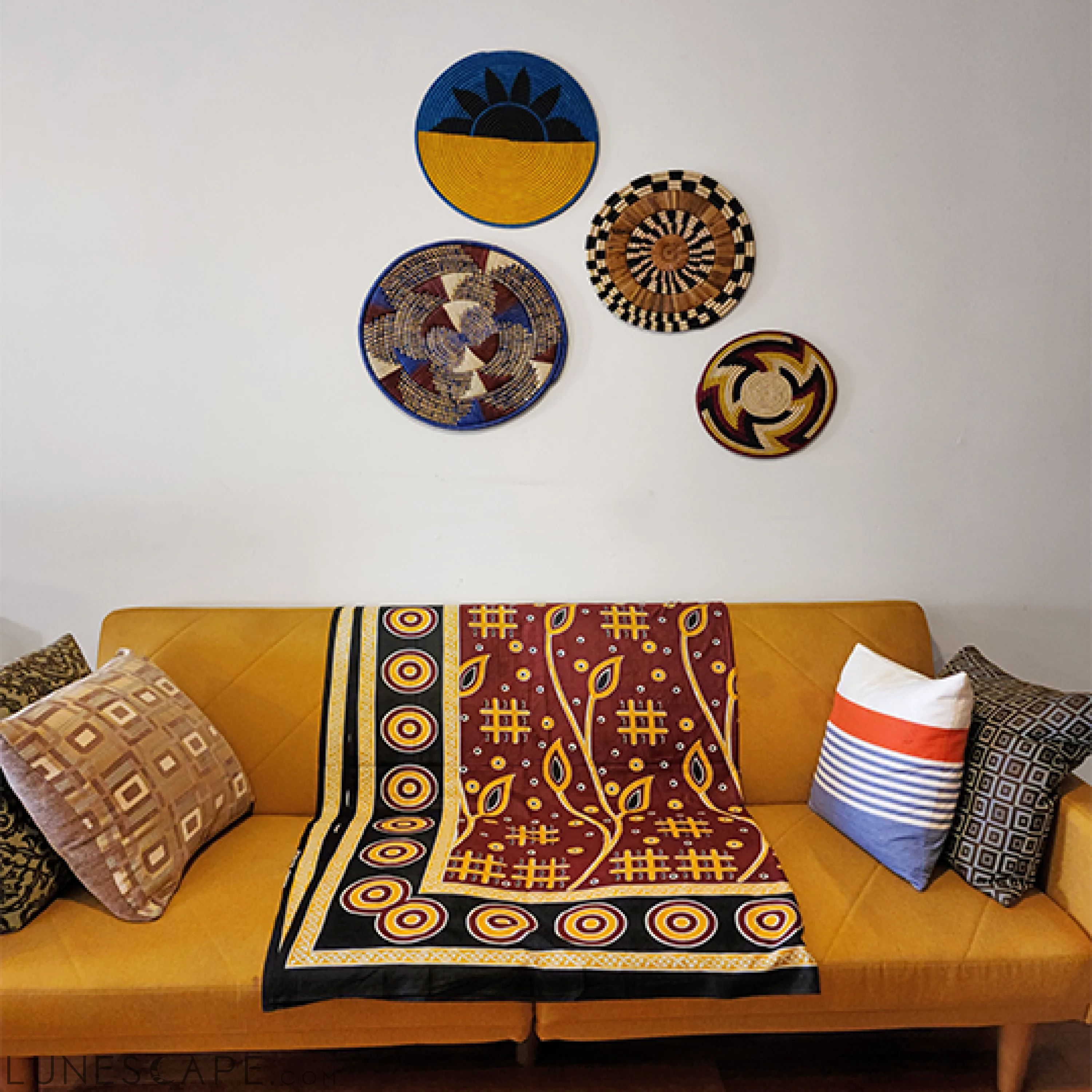 Naivasha Handwoven Wall Trivet LUNESCAPE