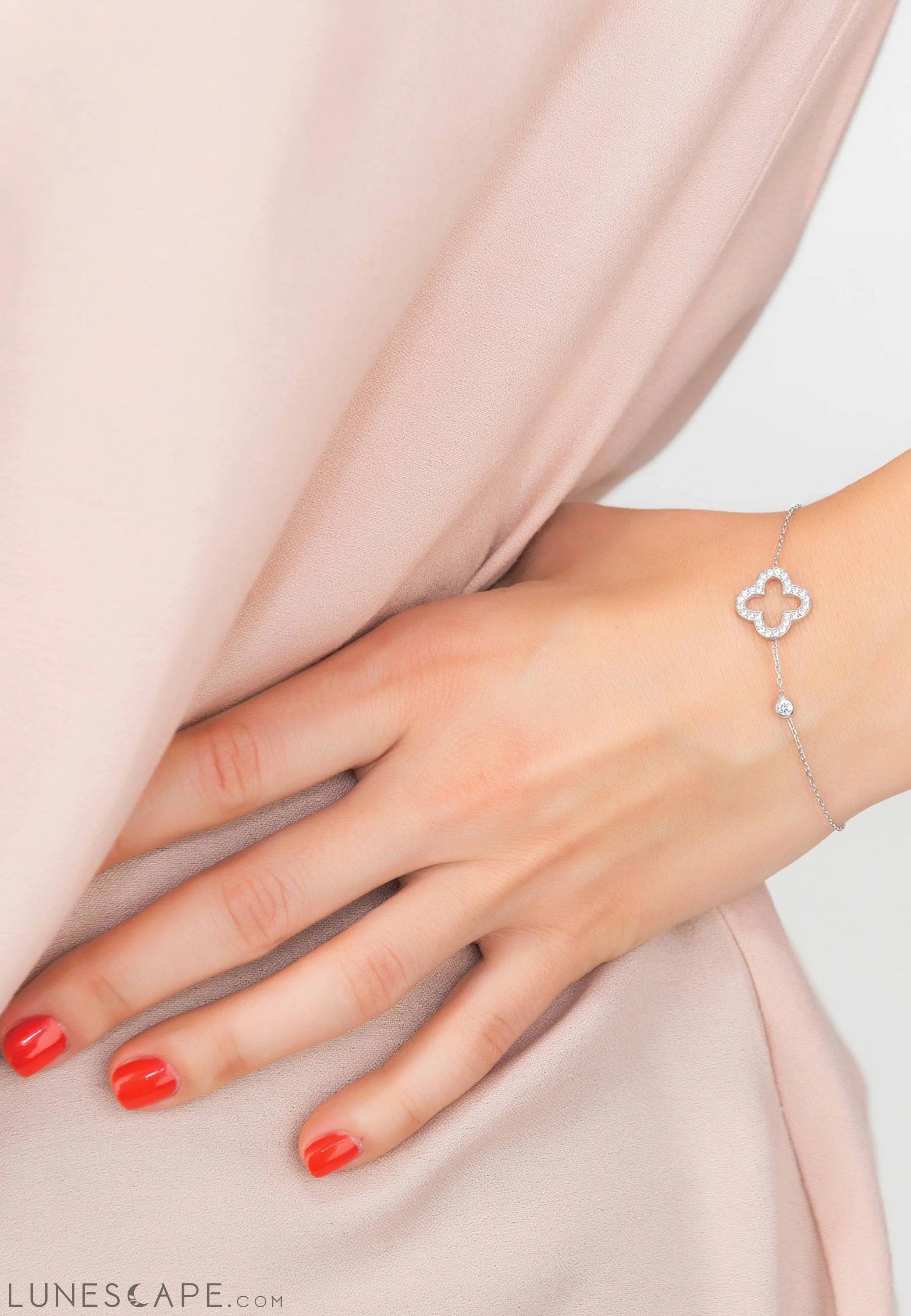 Open Clover Bracelet LUNESCAPE