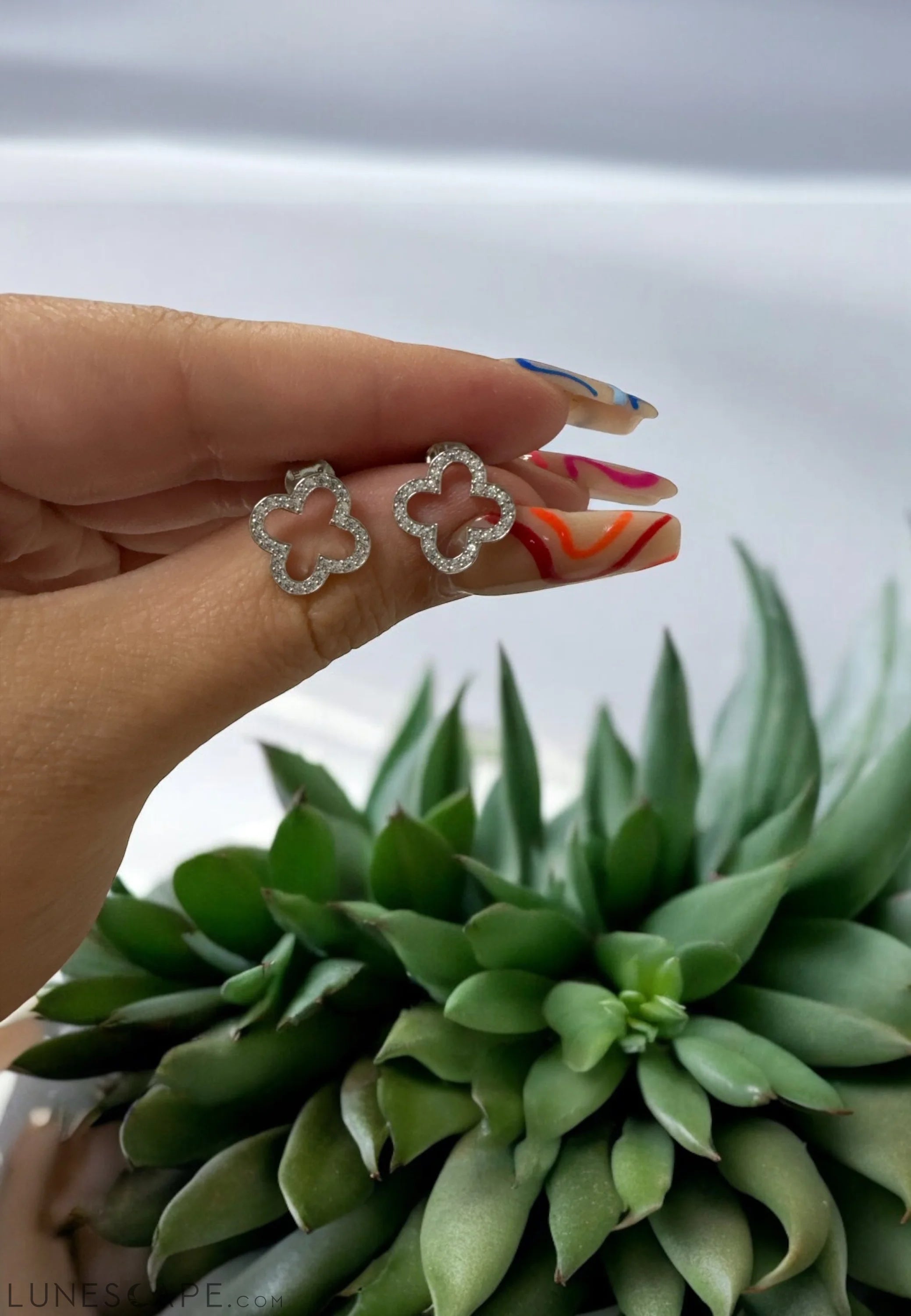 Open Clover Earrings LUNESCAPE