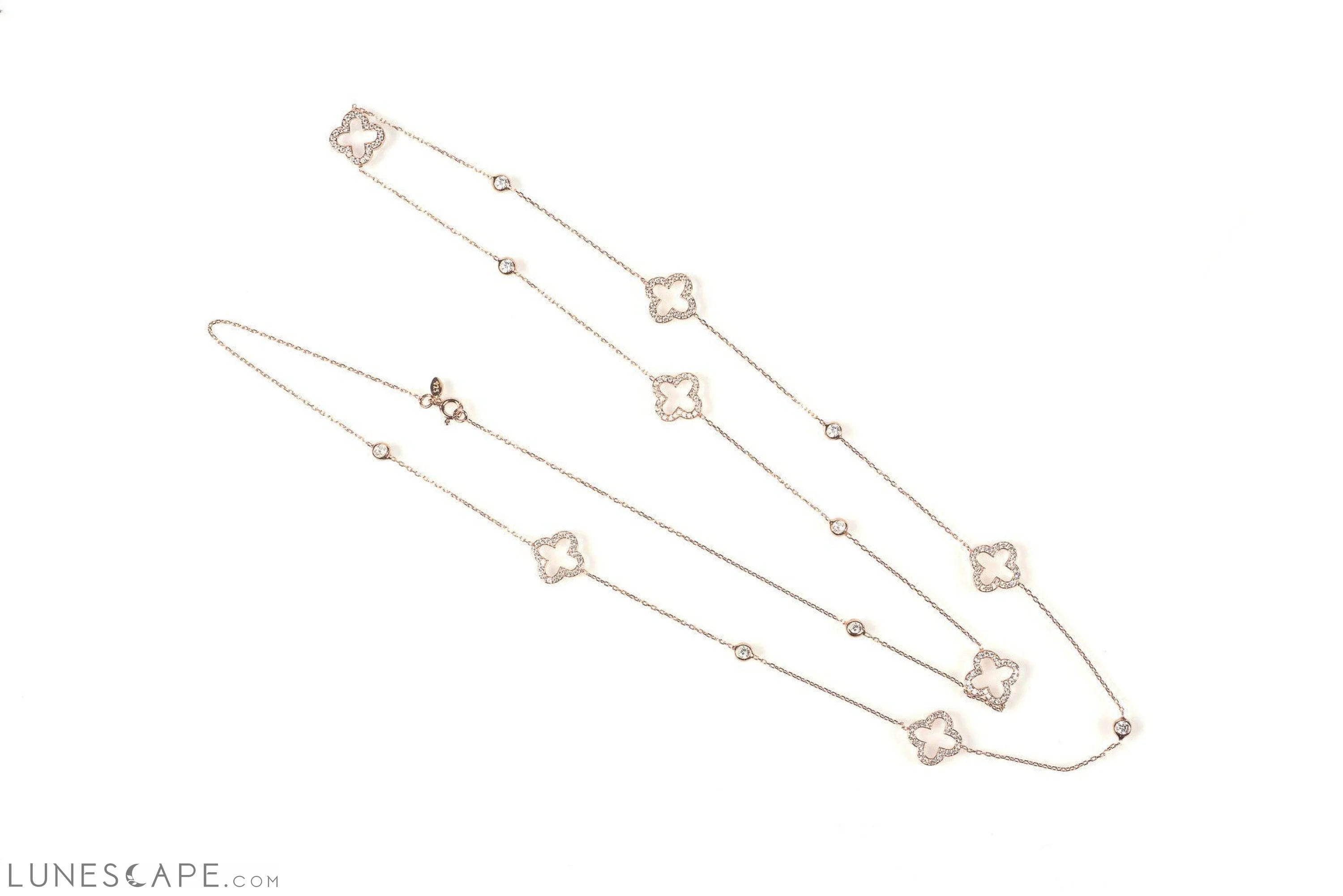 Open Clover Long Necklace Rosegold LUNESCAPE