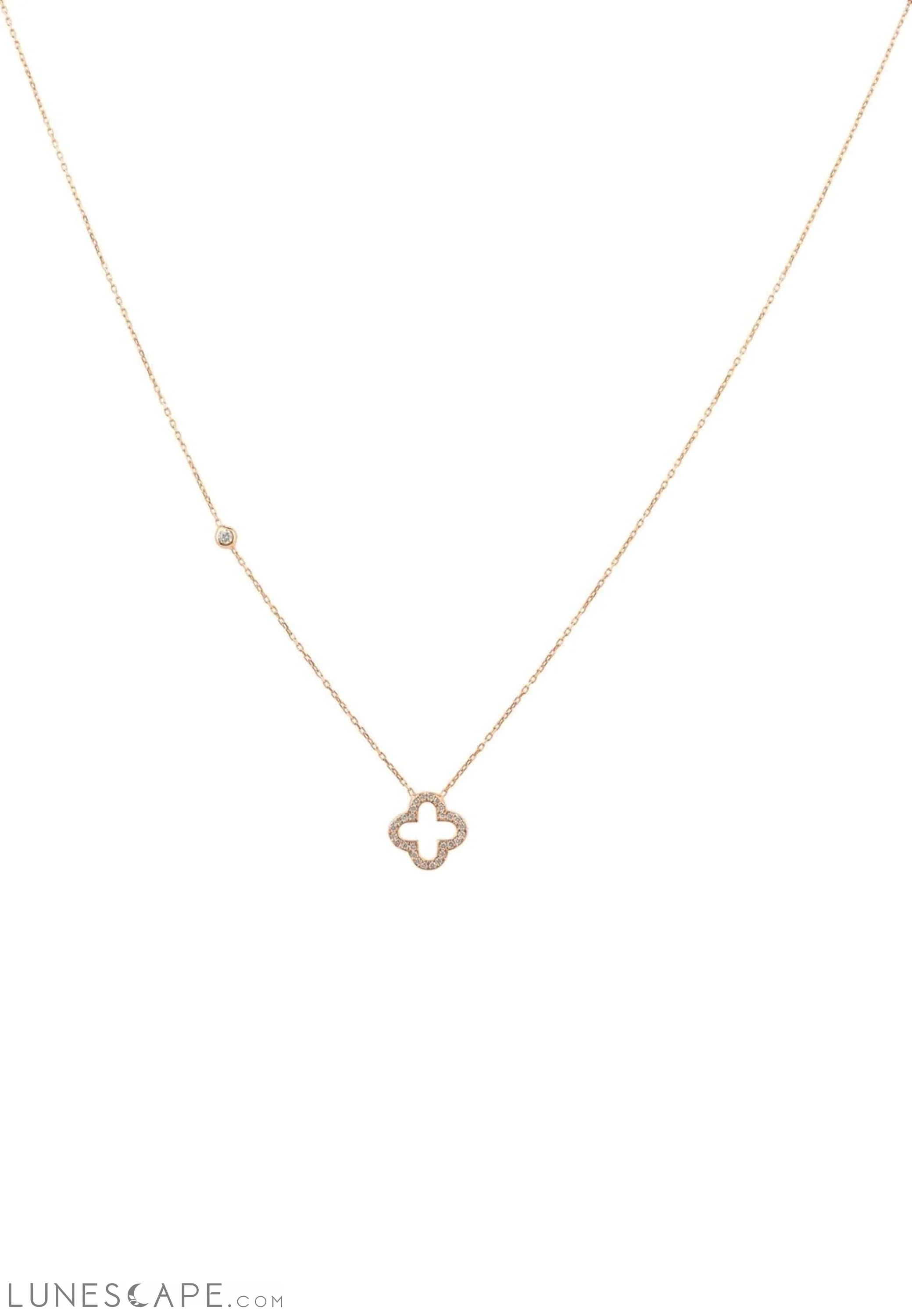 Open Clover Pendant Necklace LUNESCAPE