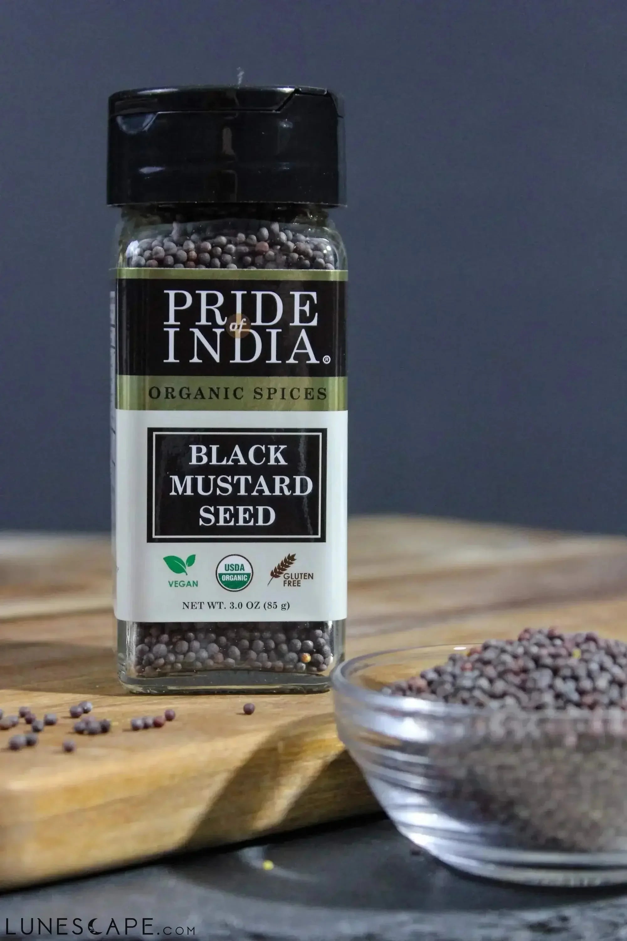 Organic Black Mustard Seed Whole LUNESCAPE