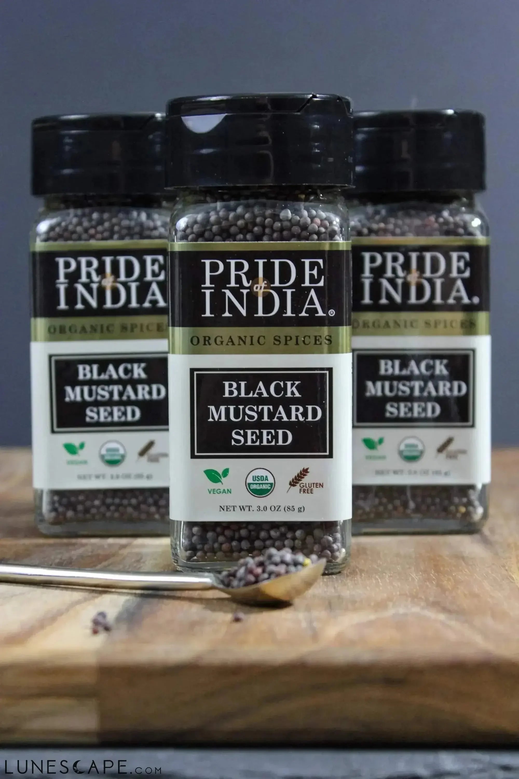 Organic Black Mustard Seed Whole LUNESCAPE