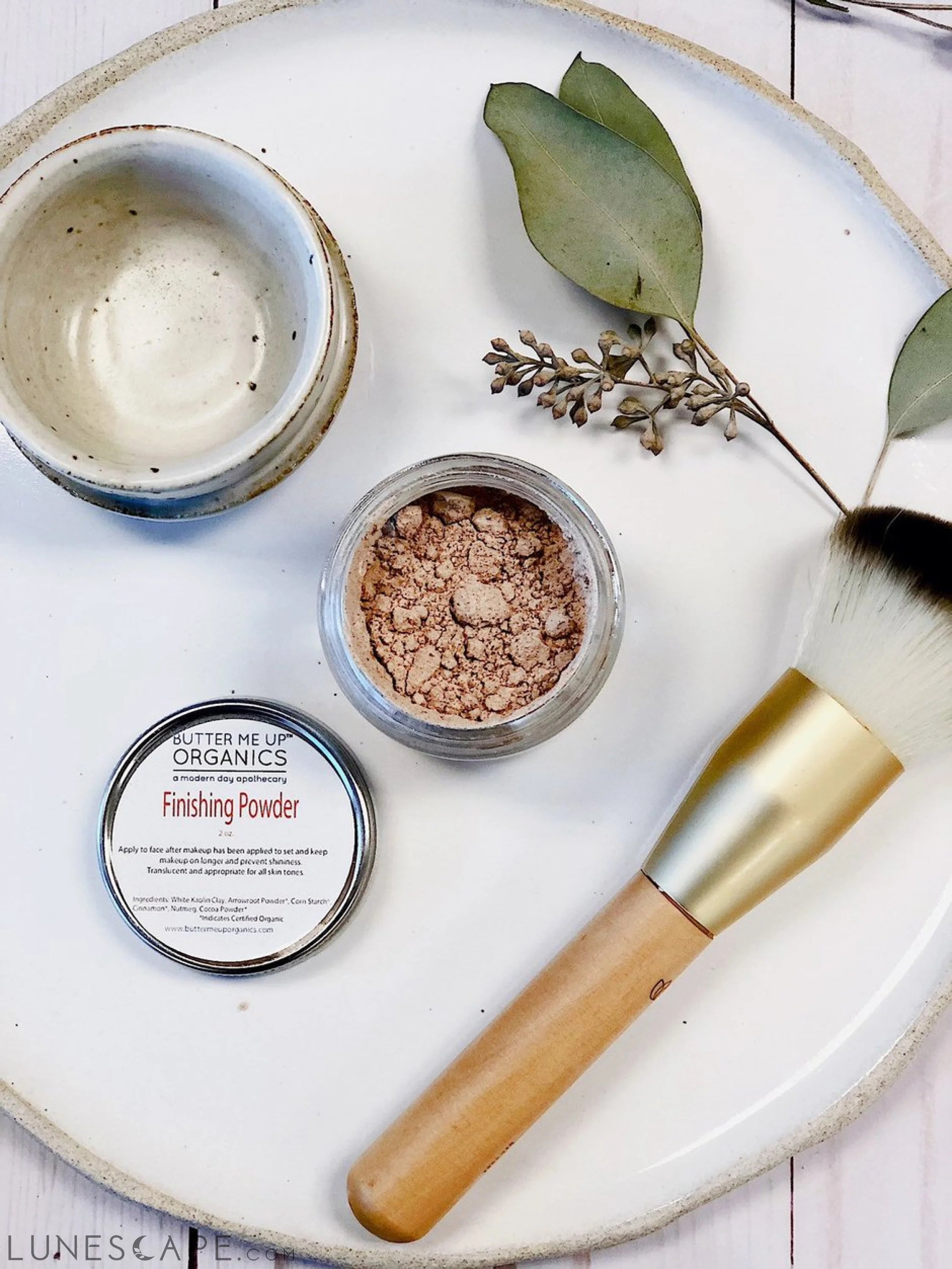 Organic Finishing Powder Setting LUNESCAPE