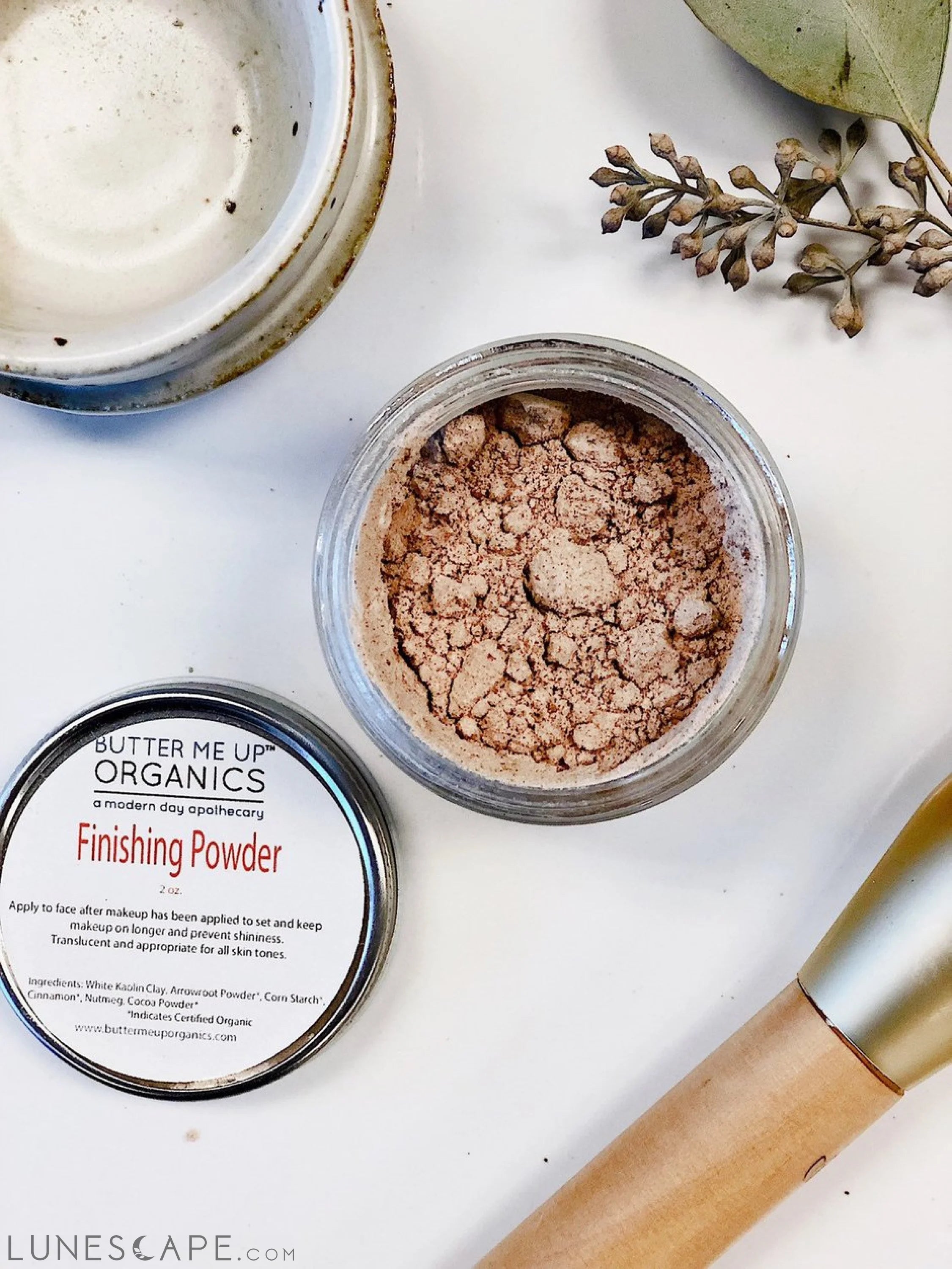Organic Finishing Powder Setting LUNESCAPE