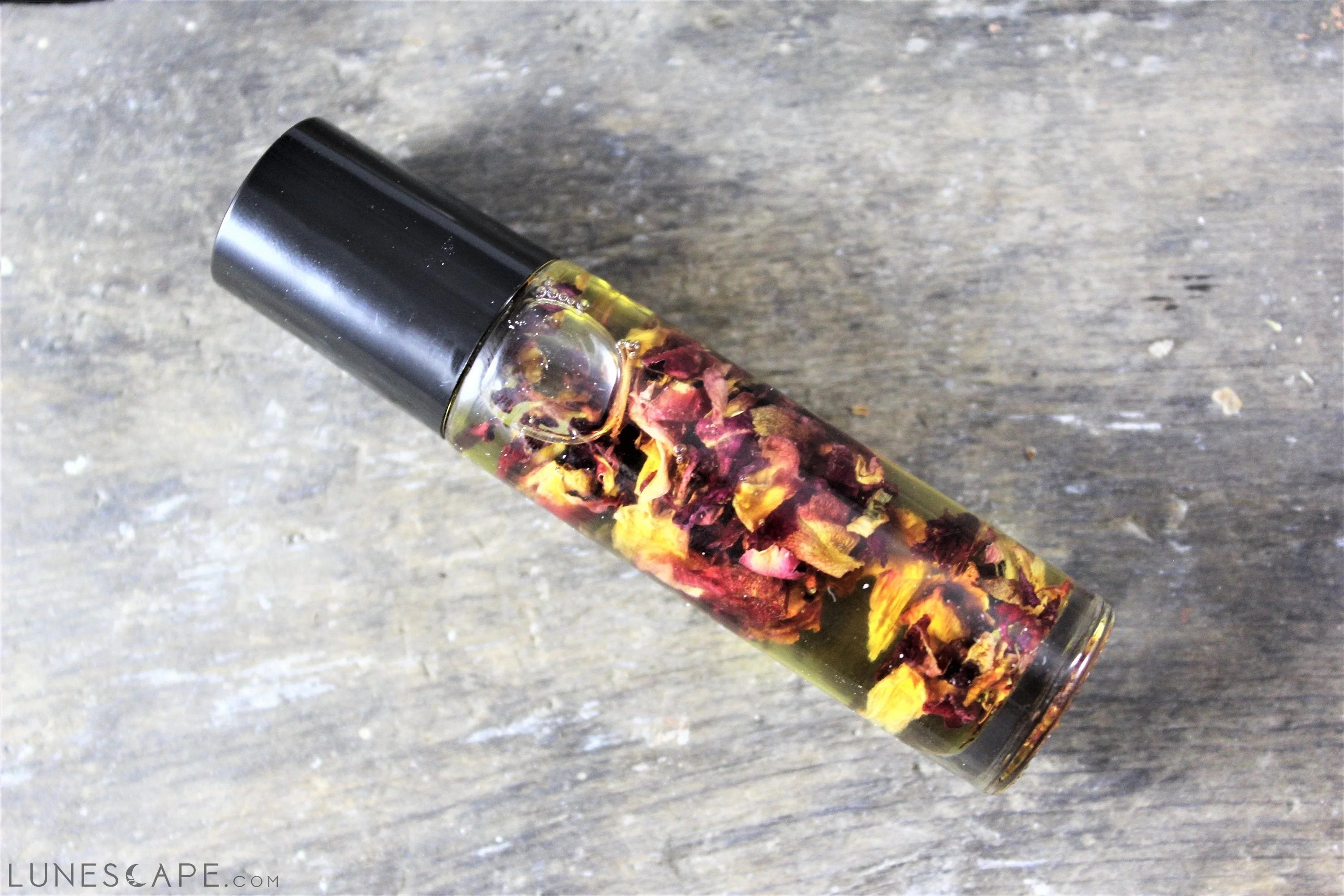 Organic Perfume Oil / Organic Essential Oil Blend / Organic Essential LUNESCAPE