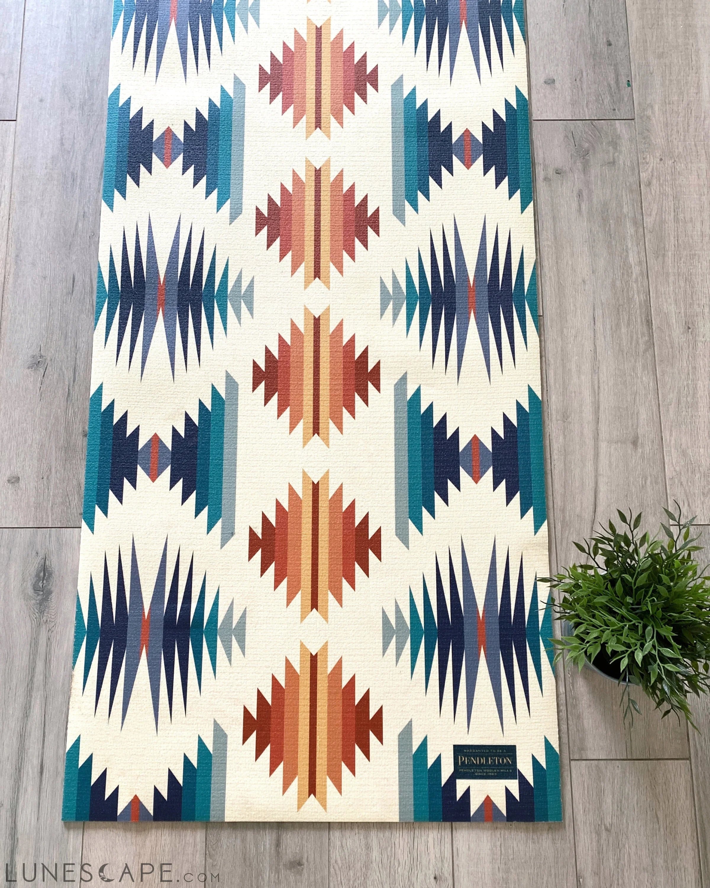 Pendleton X Yune Yoga Falcon Sunset Yoga Mat LUNESCAPE