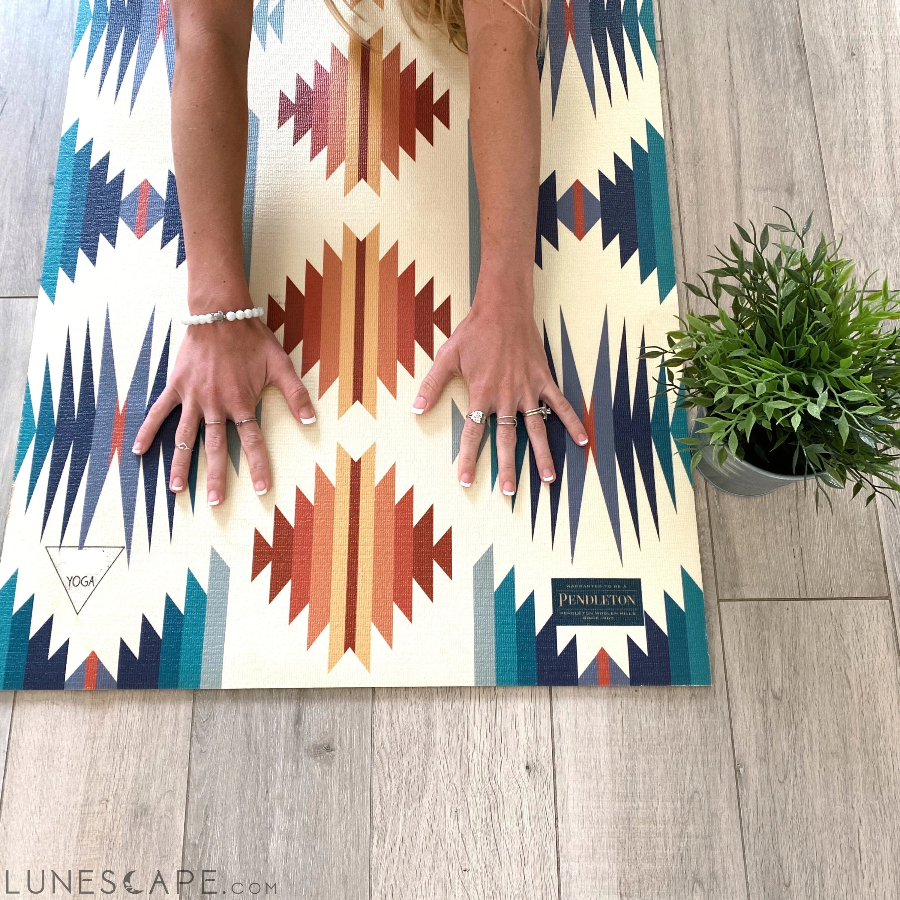Pendleton X Yune Yoga Falcon Sunset Yoga Mat LUNESCAPE