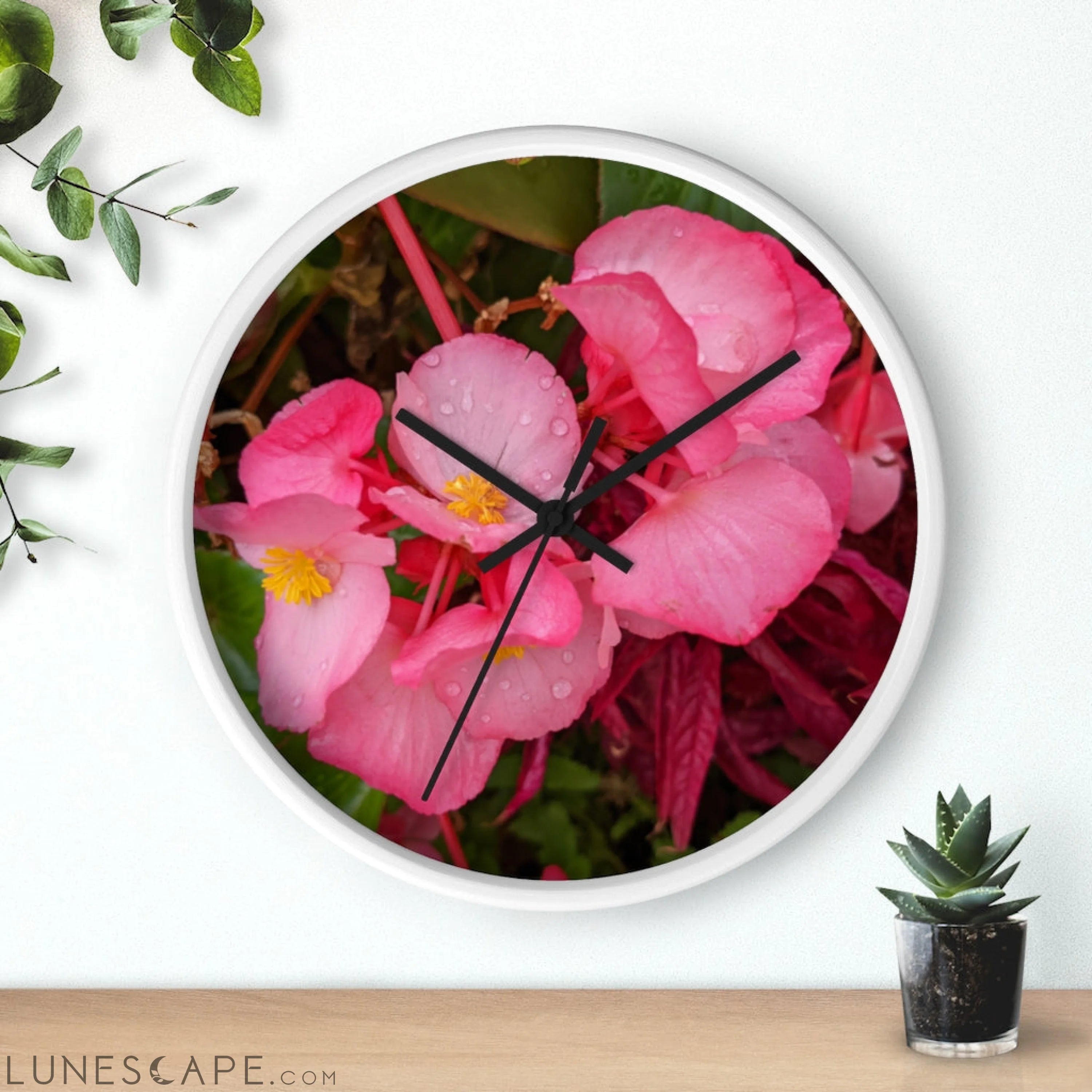 Pink Flowers Wall clock LUNESCAPE