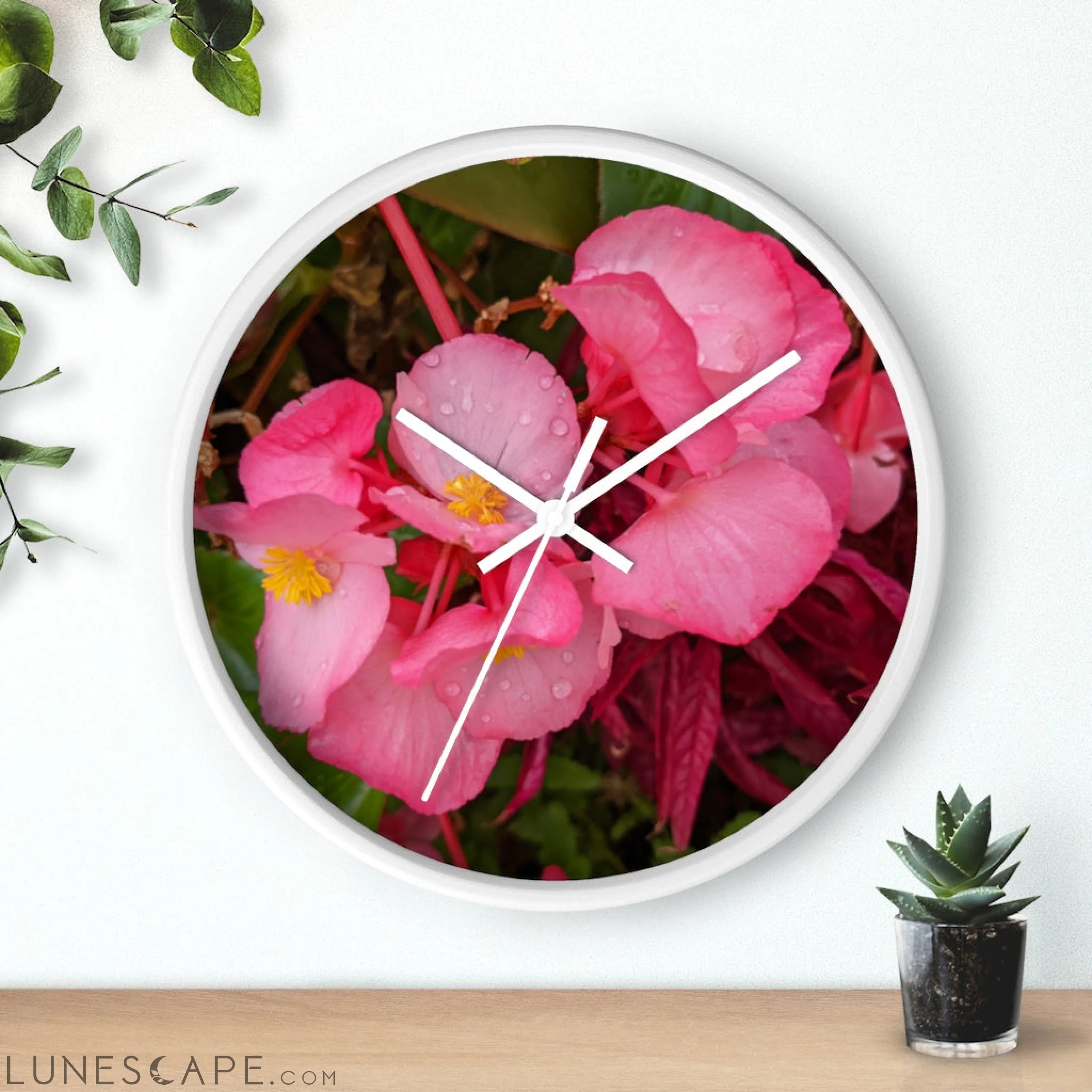Pink Flowers Wall clock LUNESCAPE
