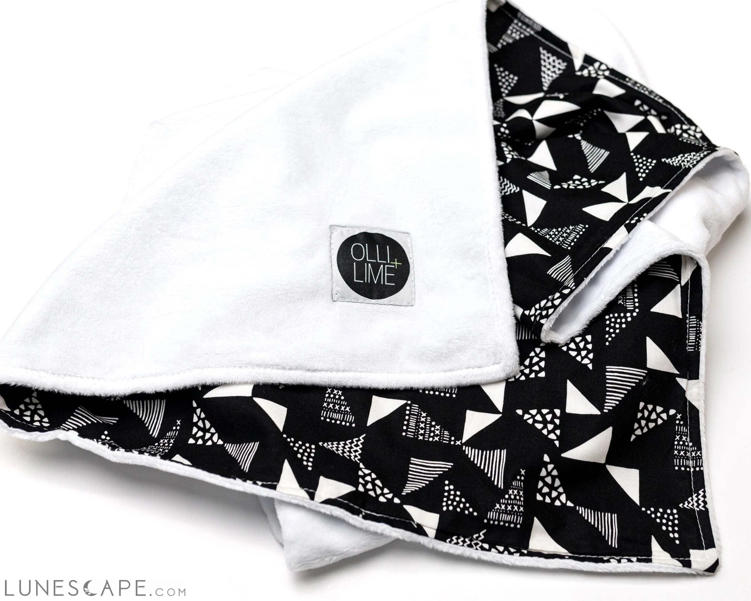 Pinwheels Crib Bedding Set LUNESCAPE