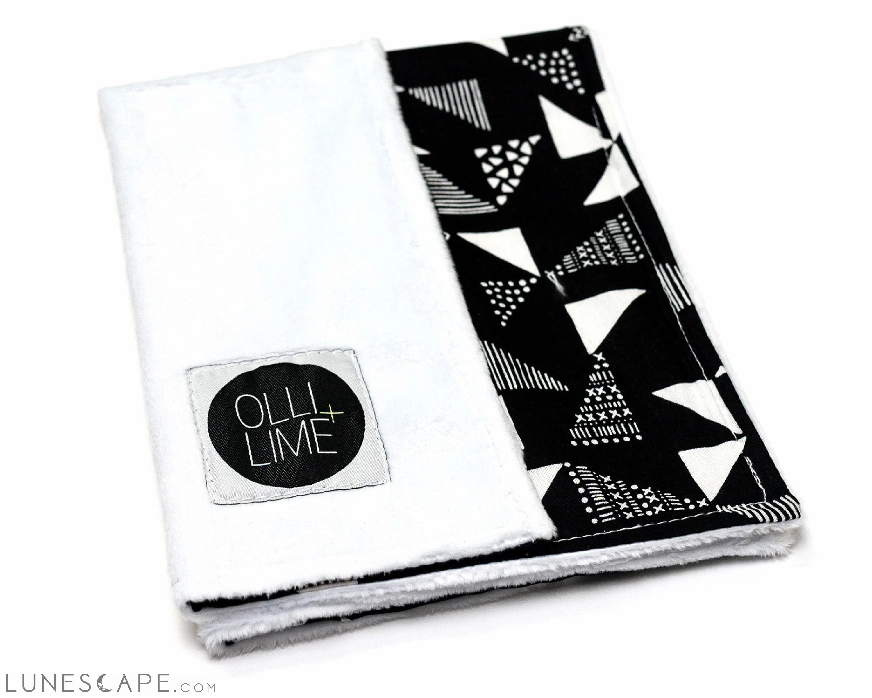 Pinwheels Deluxe Crib Bedding Set LUNESCAPE