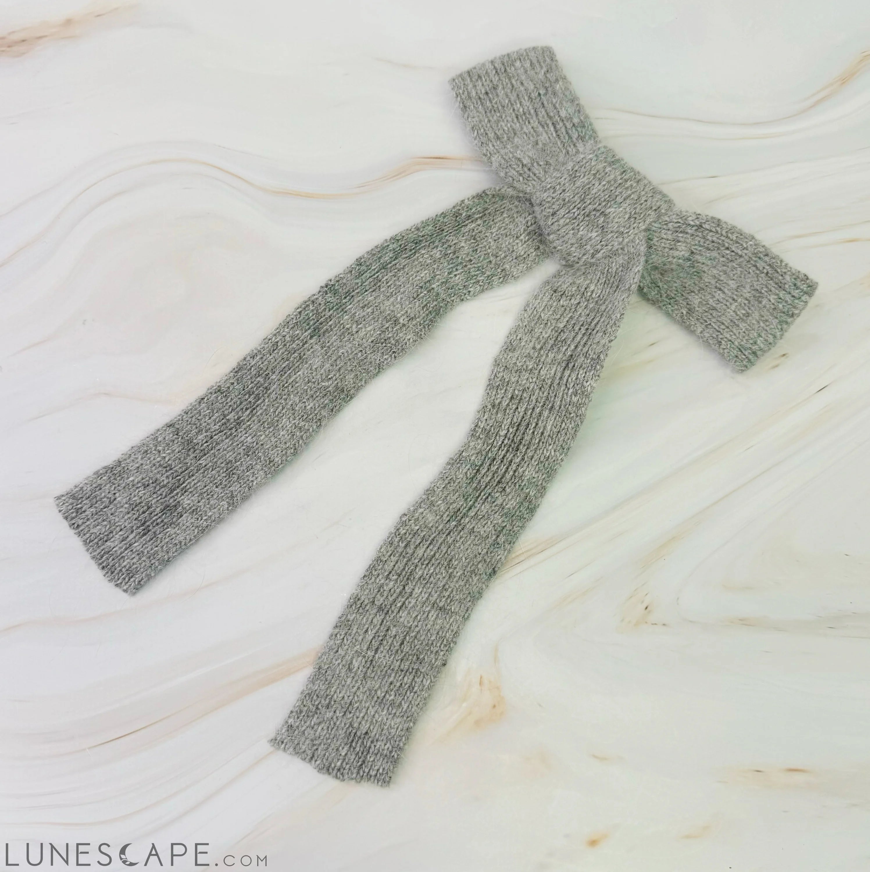 Precious Preppy Yarn Bow Hair Clip LUNESCAPE