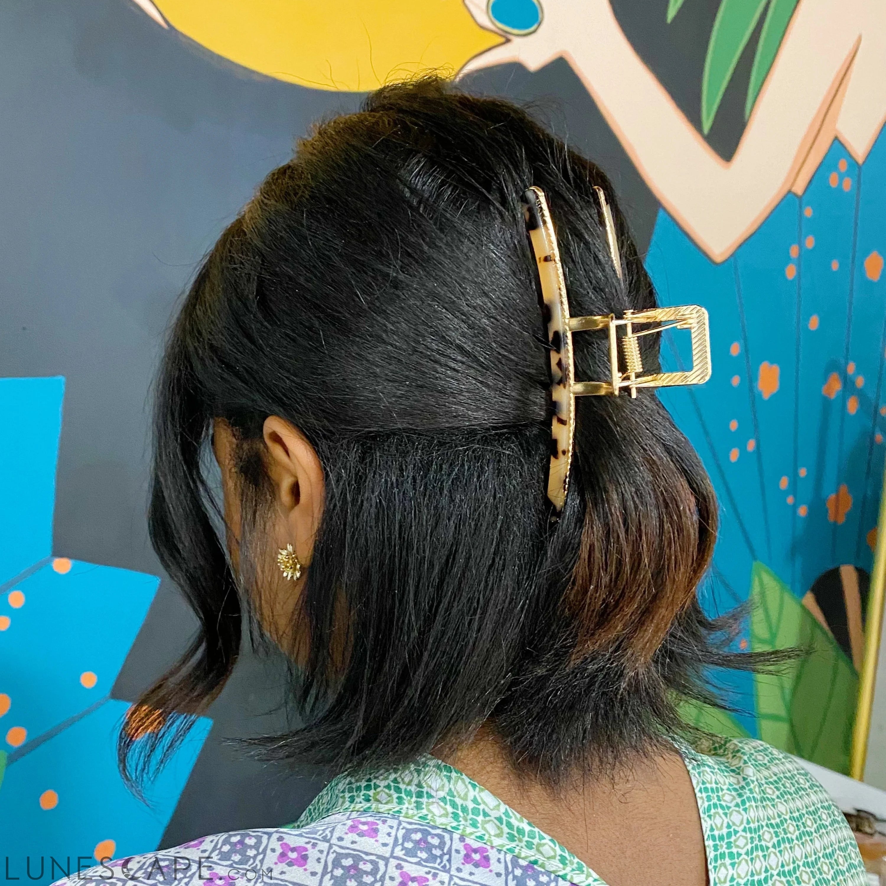 Pure Simplicity Hair Claw LUNESCAPE