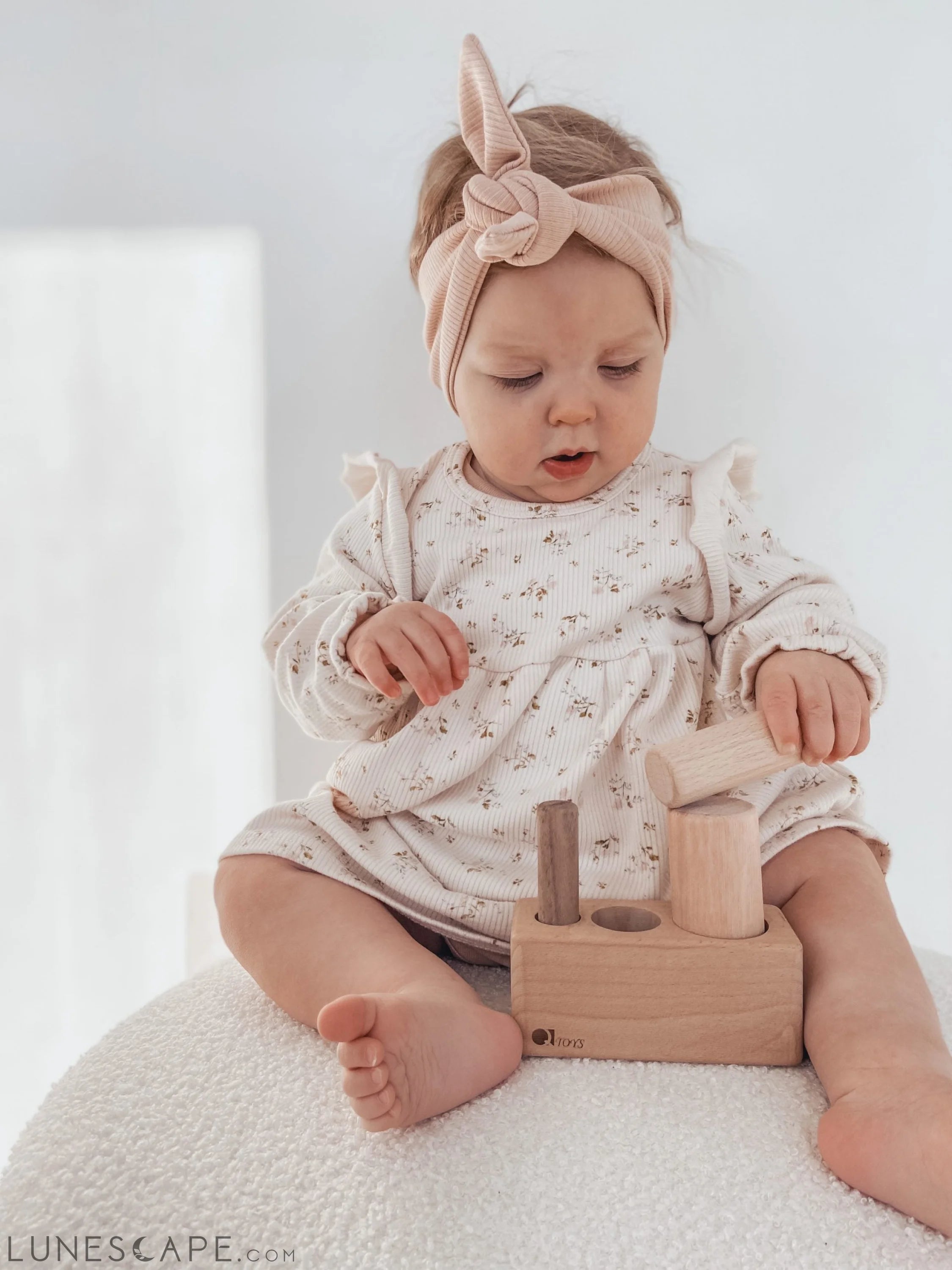 QToys Australia Pole Puzzle LUNESCAPE