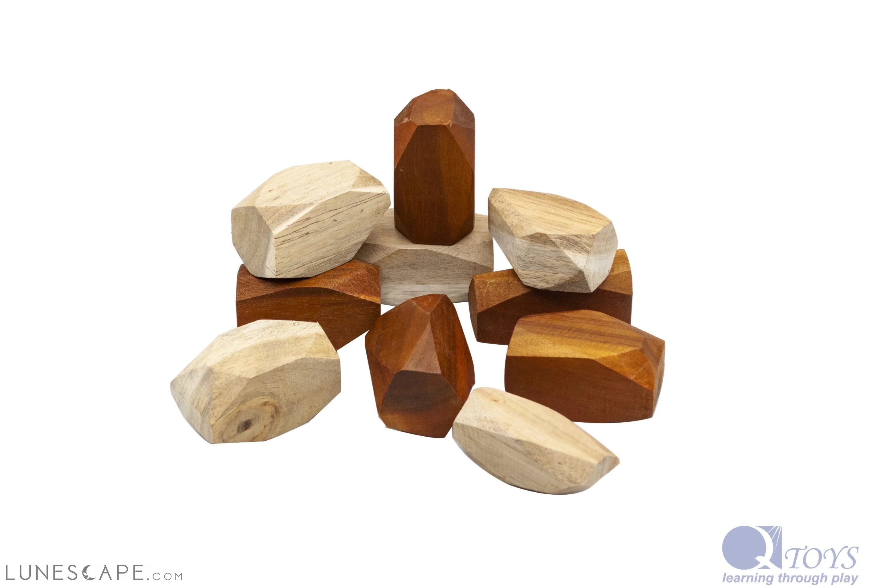 QToys Australia (USA) Nautural wooden gems LUNESCAPE