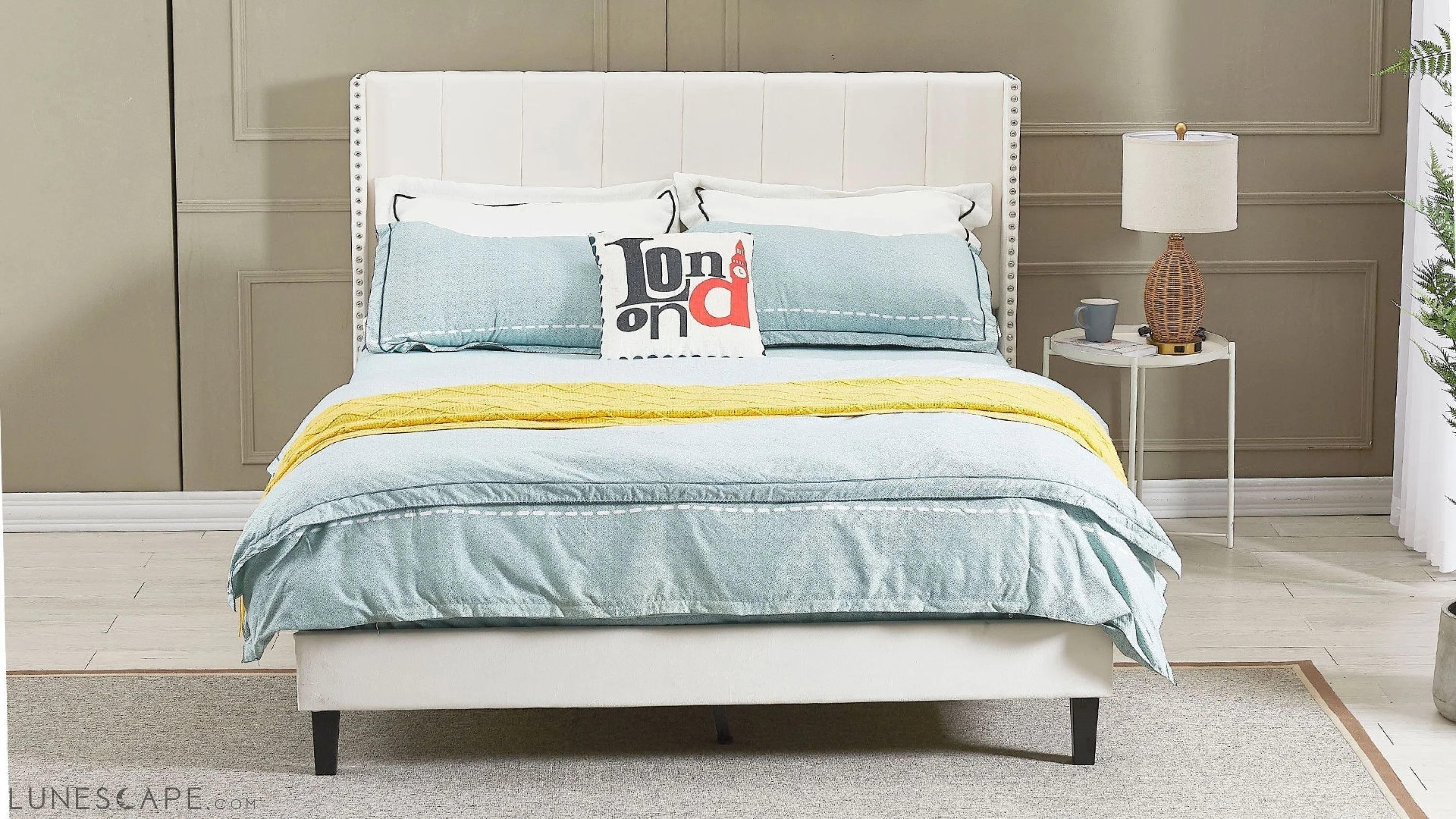 Queen Bed Frame/Velvet Upholstered Bed Frame with Vertical Channel LUNESCAPE