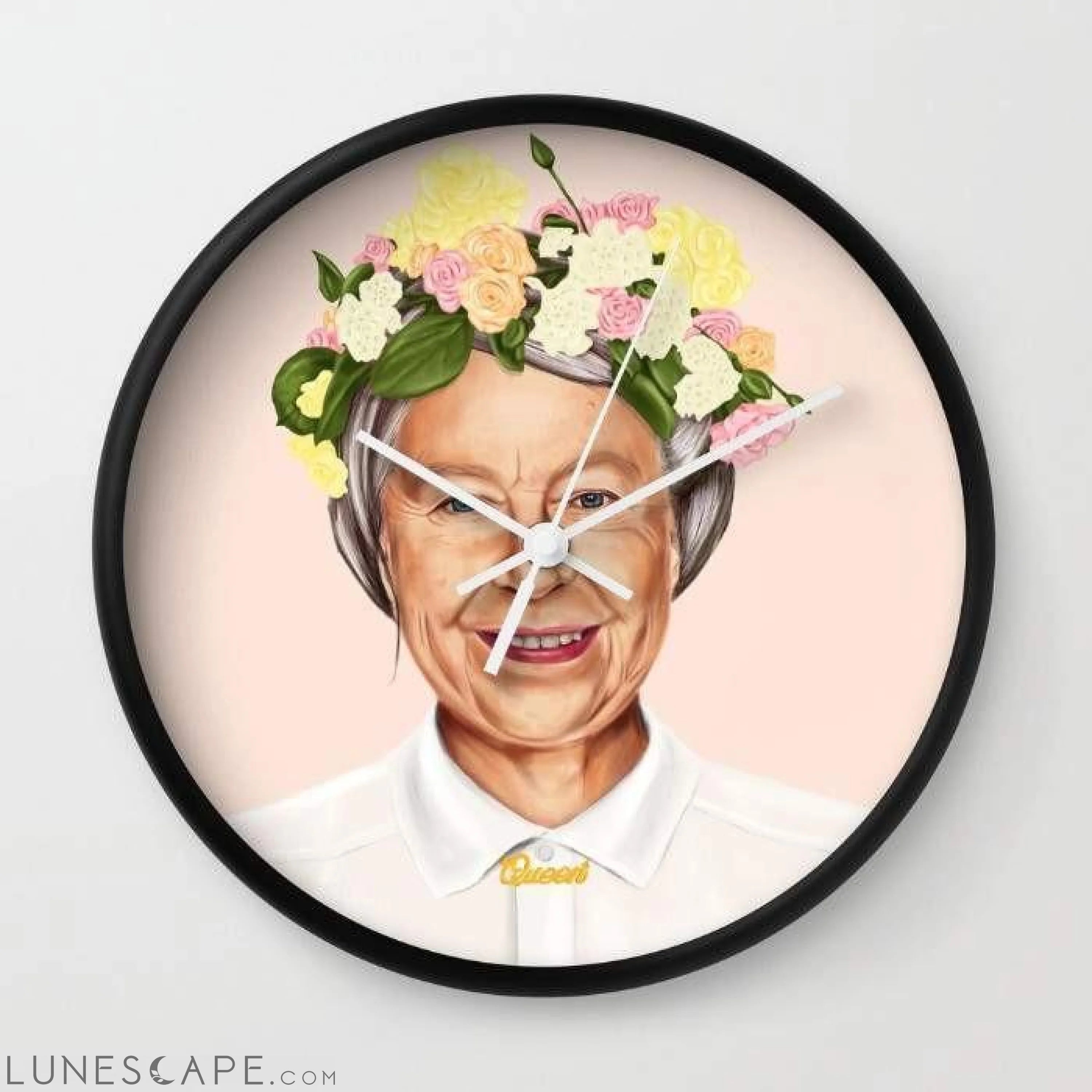Queen Elizabeth Wall Clock LUNESCAPE
