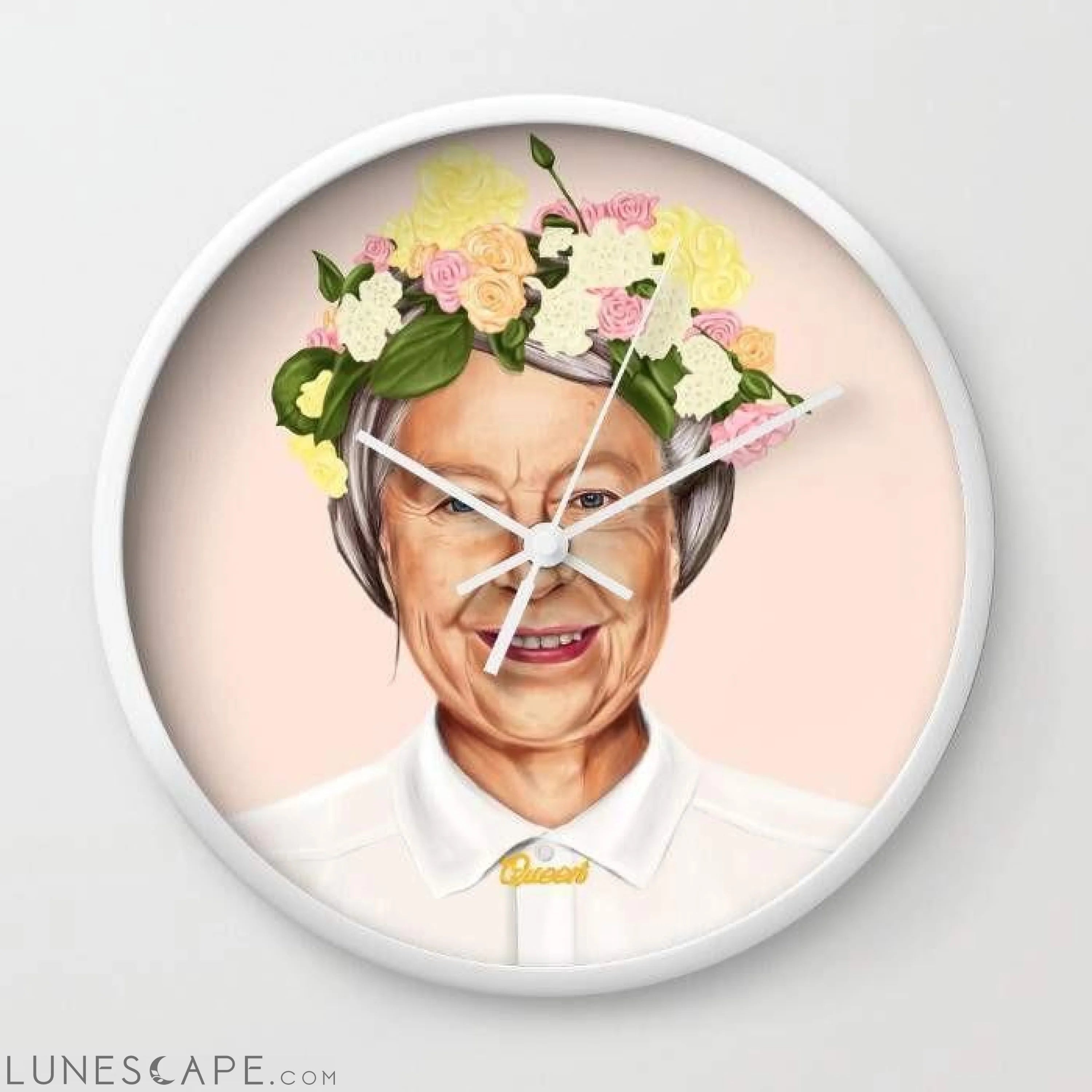 Queen Elizabeth Wall Clock LUNESCAPE