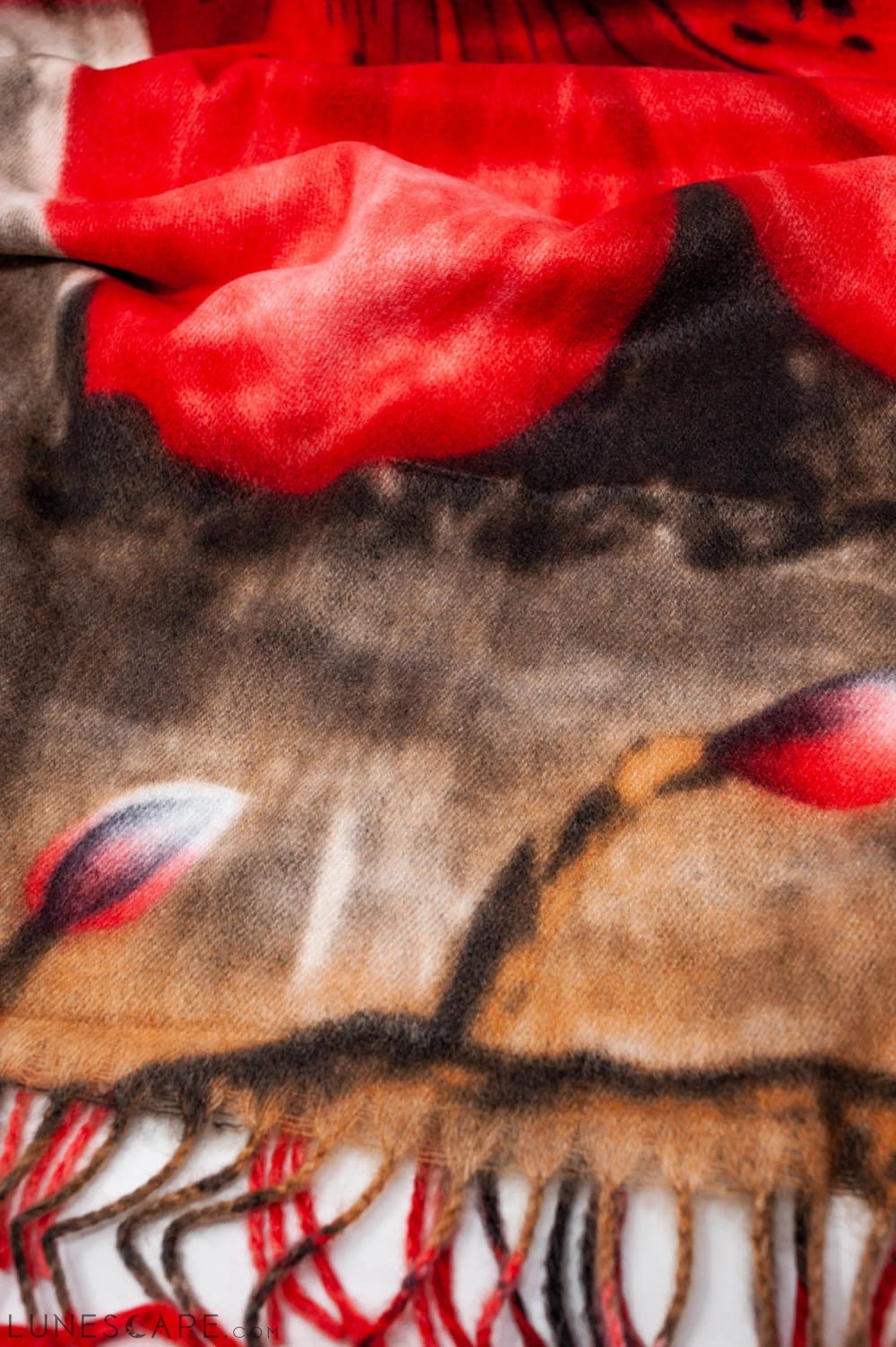 Red Flower Print Scarf LUNESCAPE
