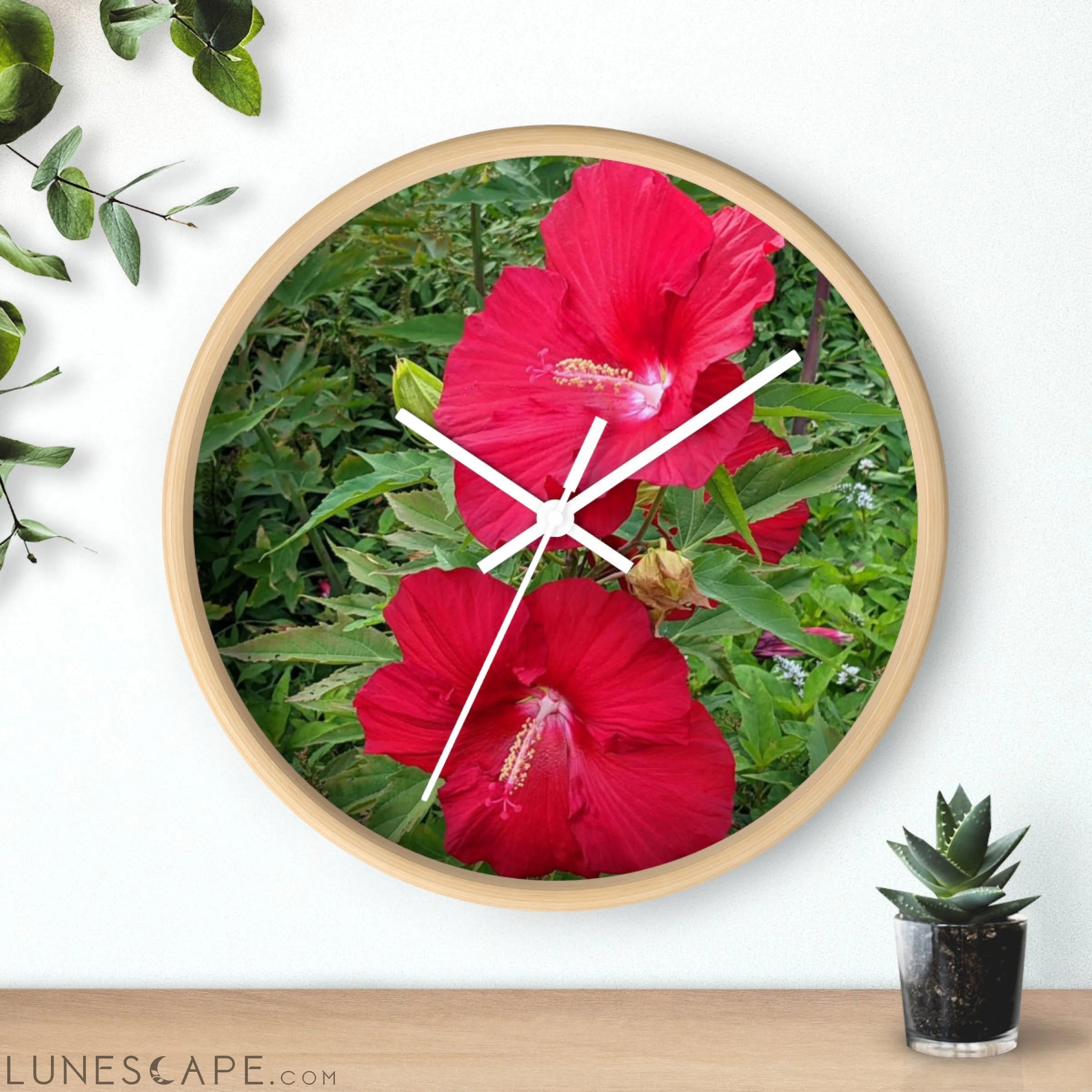 Red Flowers Wall clock LUNESCAPE