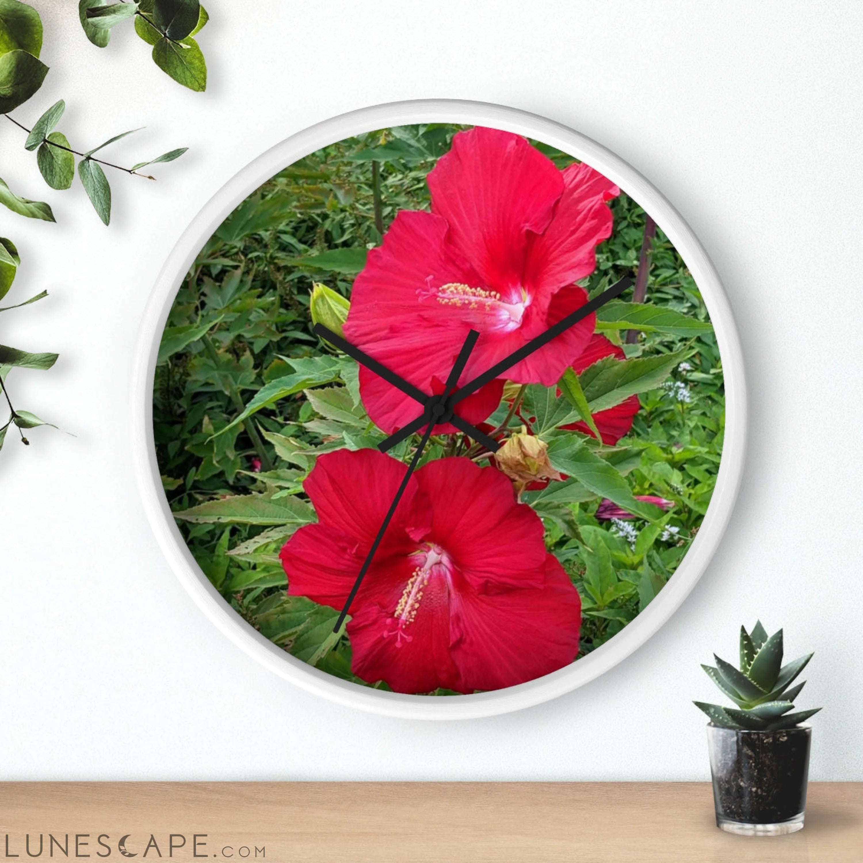 Red Flowers Wall clock LUNESCAPE