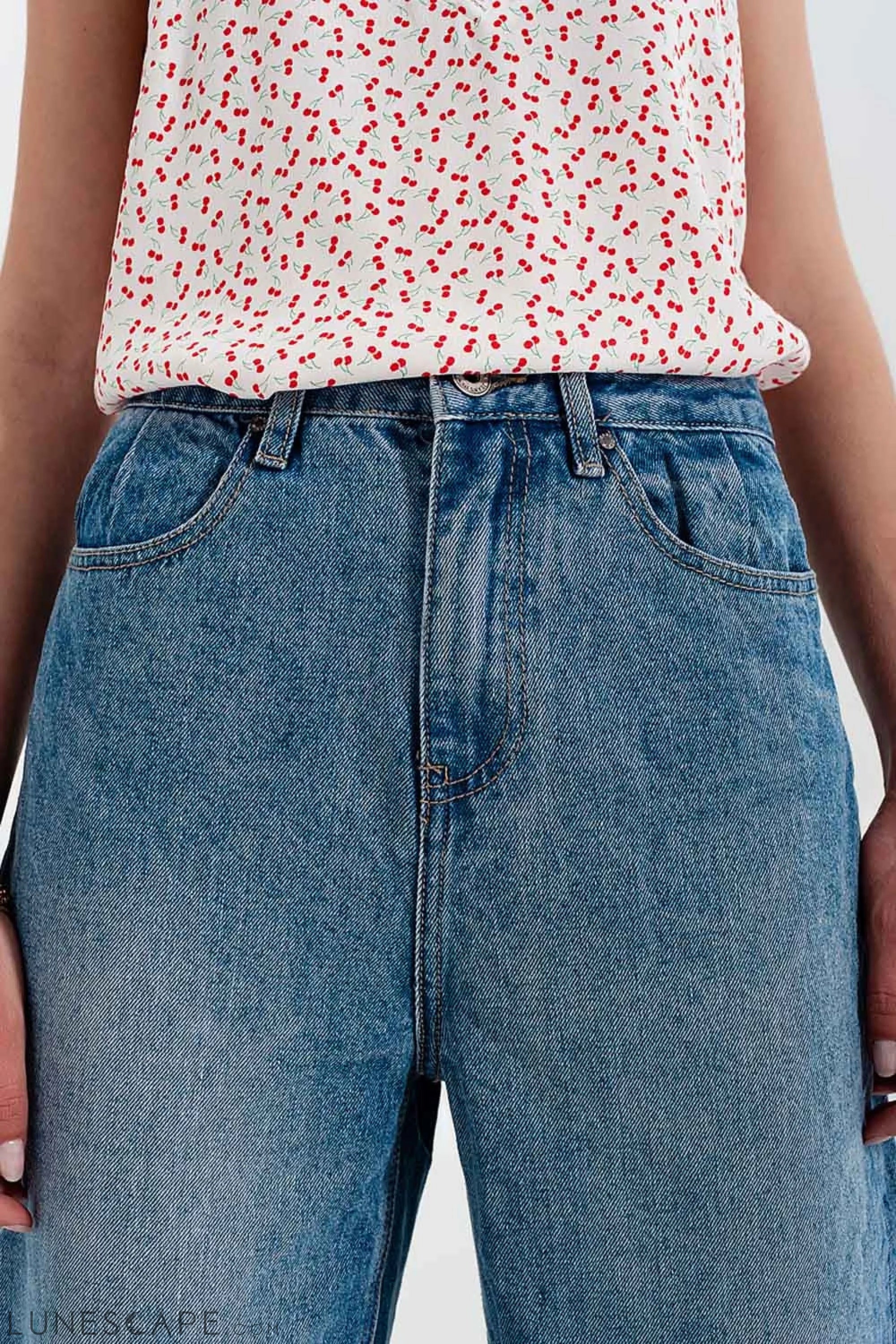 Relaxed Fit Side Rip Jeans in Mid Blue LUNESCAPE