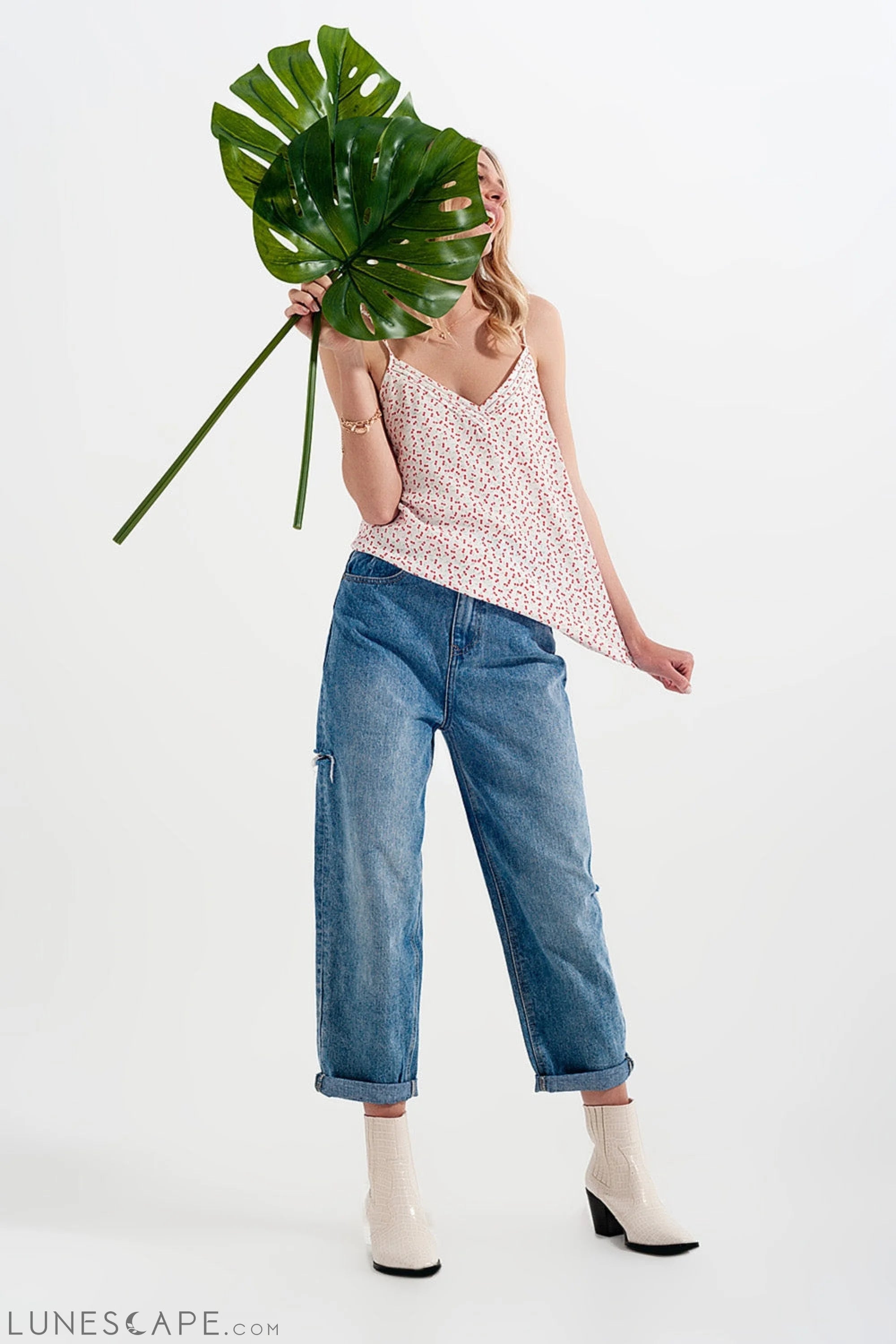 Relaxed Fit Side Rip Jeans in Mid Blue LUNESCAPE