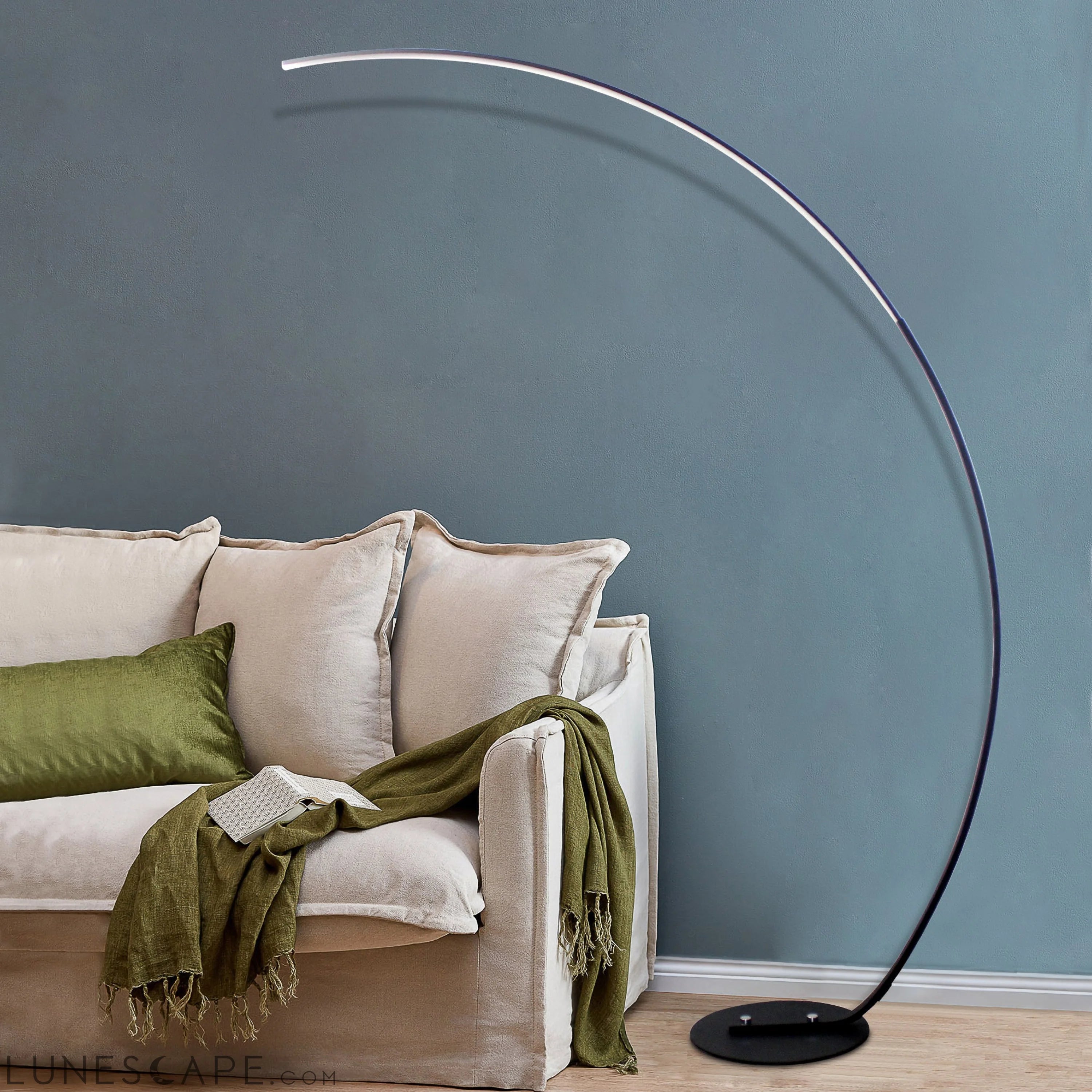 RGBW Modern Curve Floor Lamp | New Version LUNESCAPE