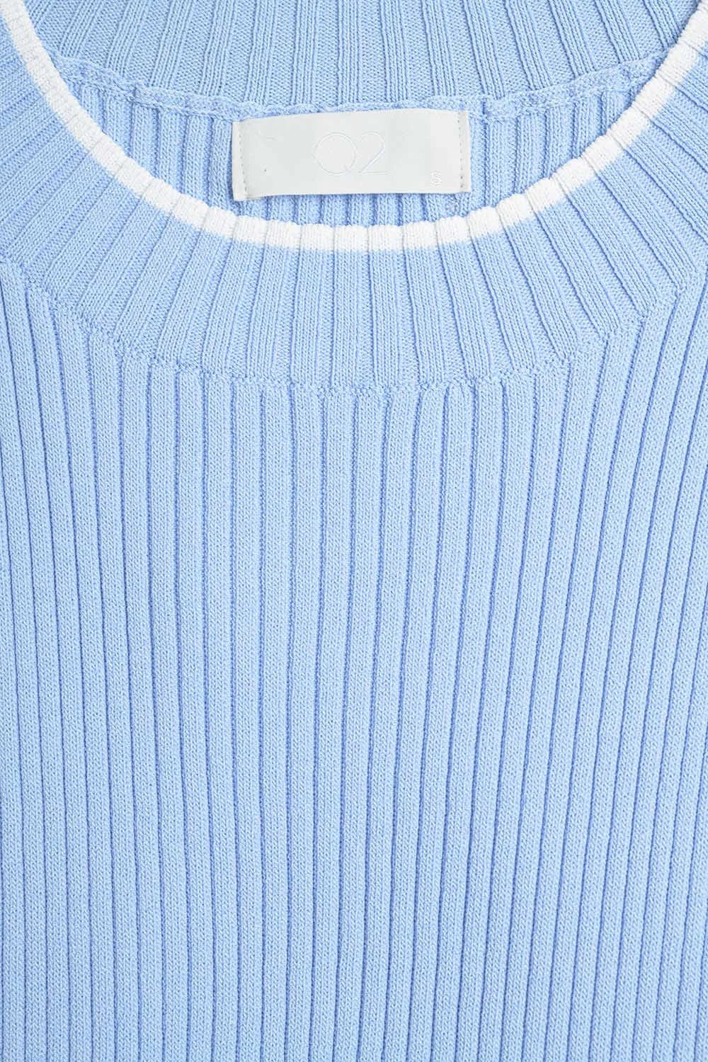 Ribbed Cap Sleve Top in Blue With White Trim LUNESCAPE