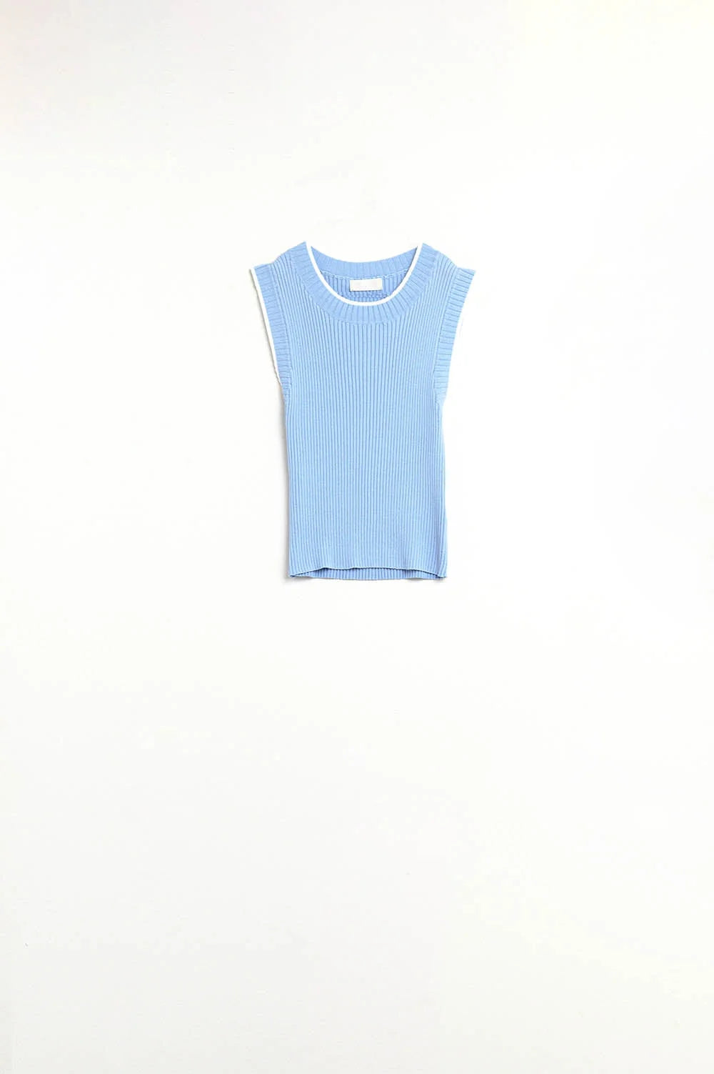 Ribbed Cap Sleve Top in Blue With White Trim LUNESCAPE
